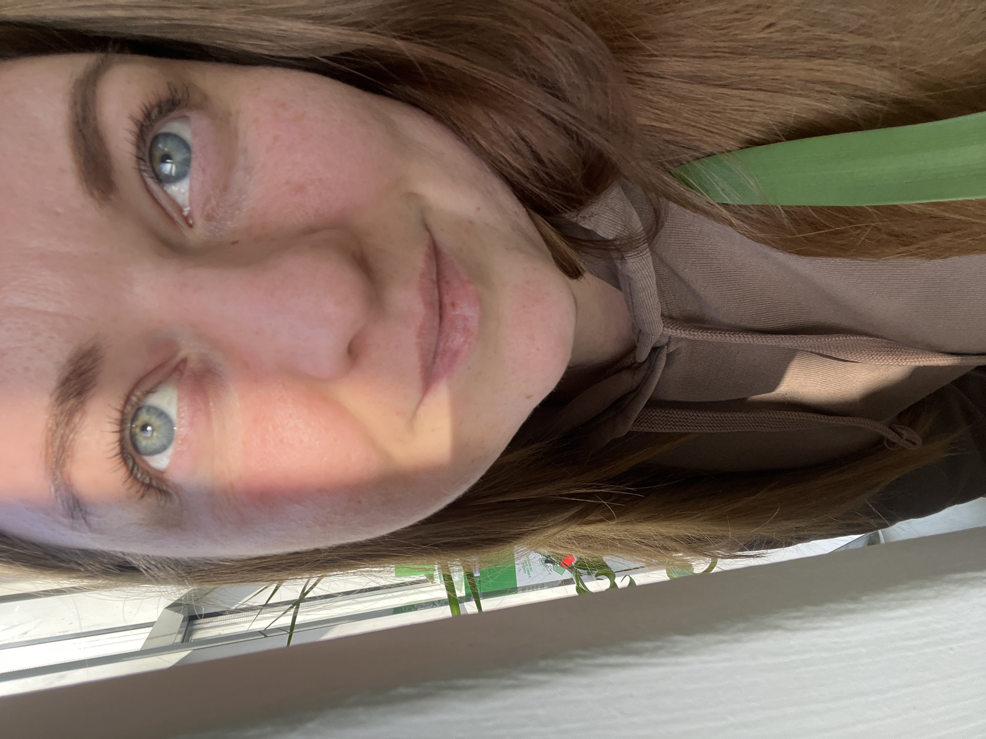 Woman photographed in close-up portrait in Klin, Russia