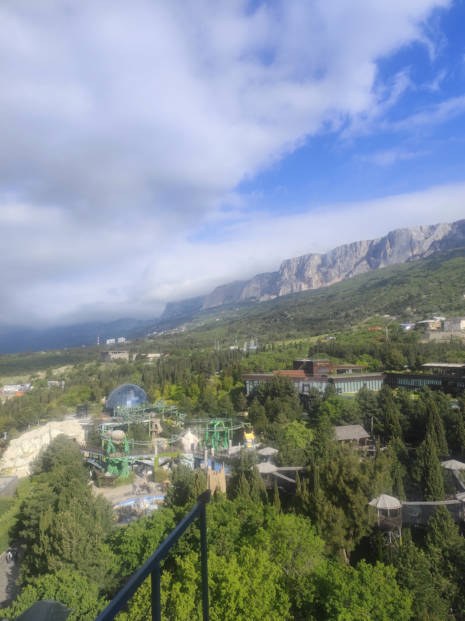 Construction activity documented in Ukrainian coastal settlement