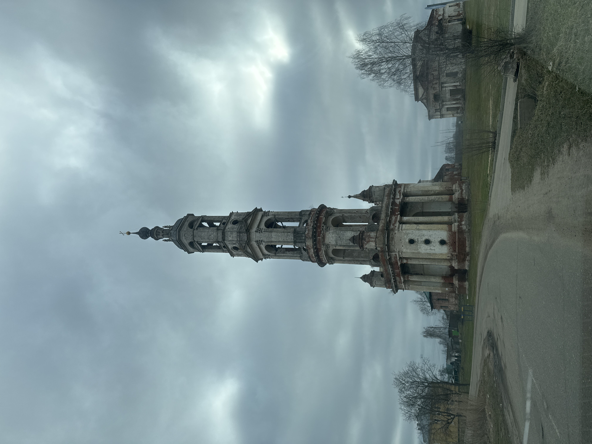 Historic Orthodox churches documented in ruins in Kladovitsy, Russia