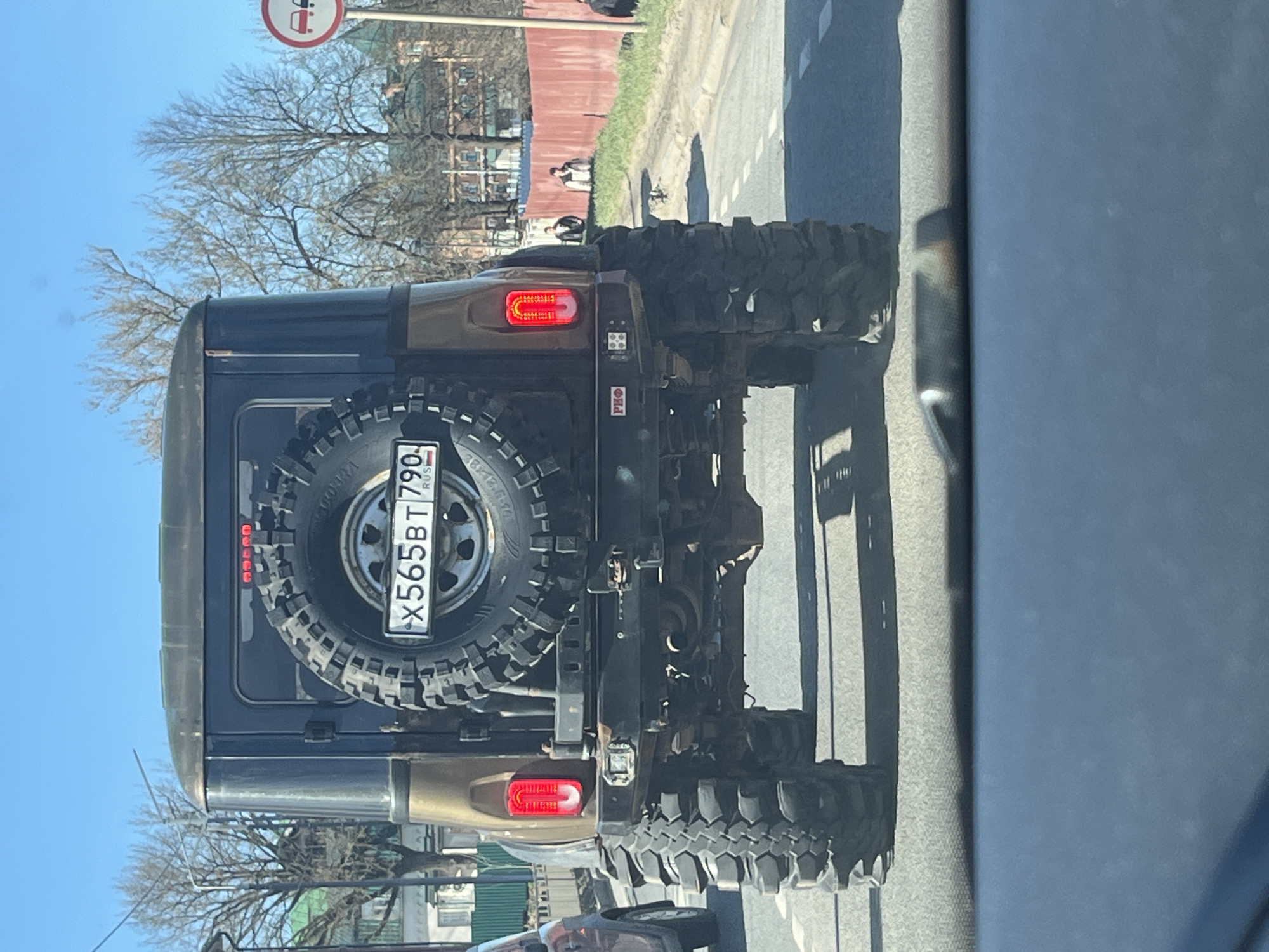 Russian SUV spotted in Klin during spring morning