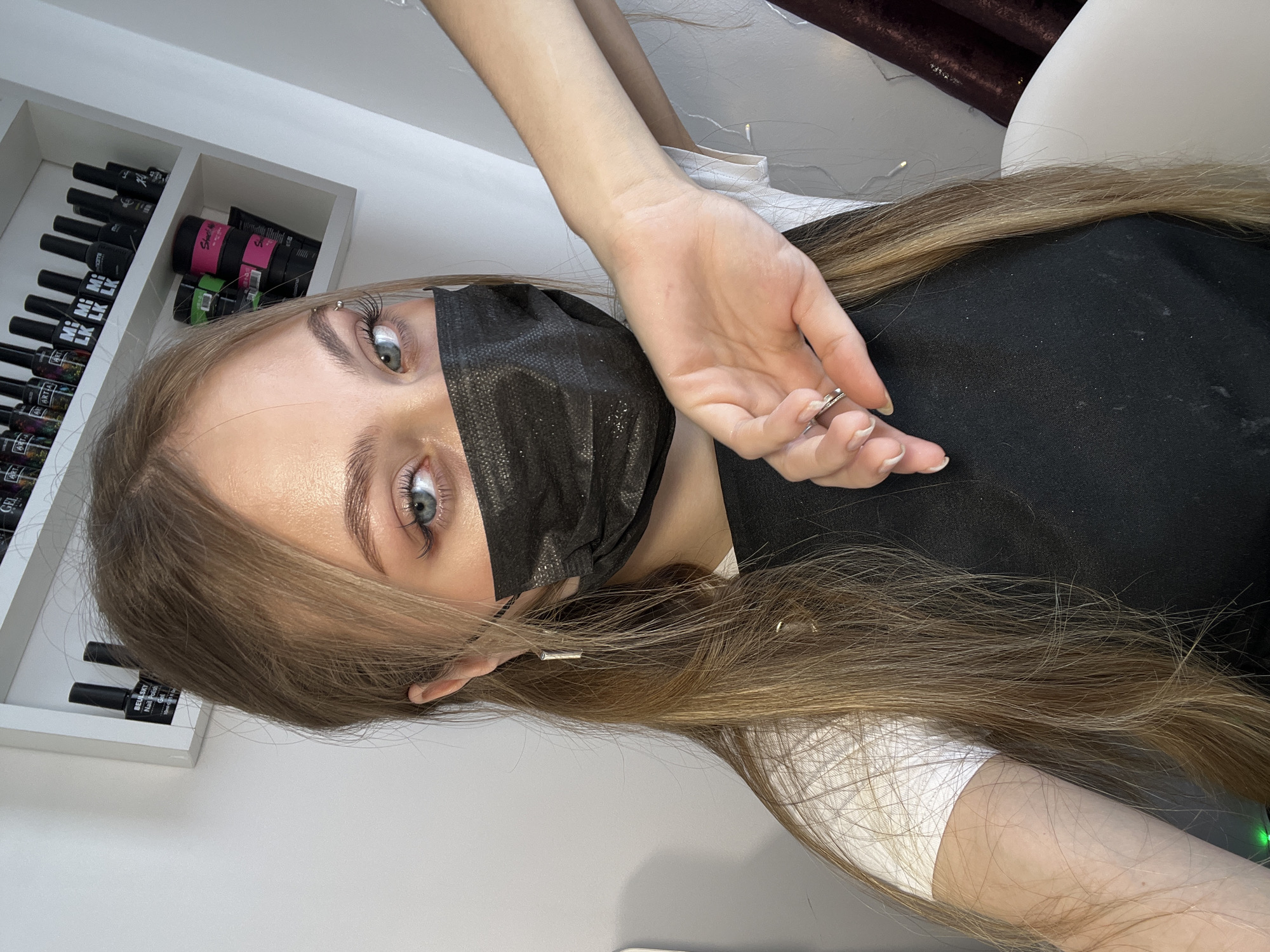 Masked youth with eyebrow piercing observed in Фоки, Russia