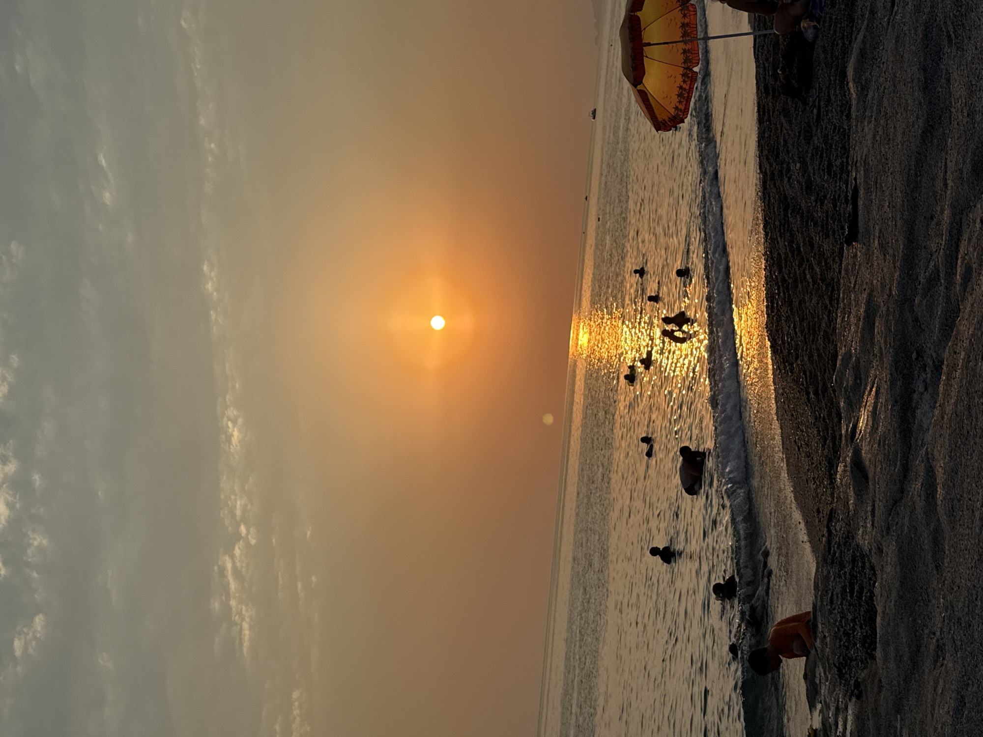 Golden hour on Alanya's Mediterranean beach