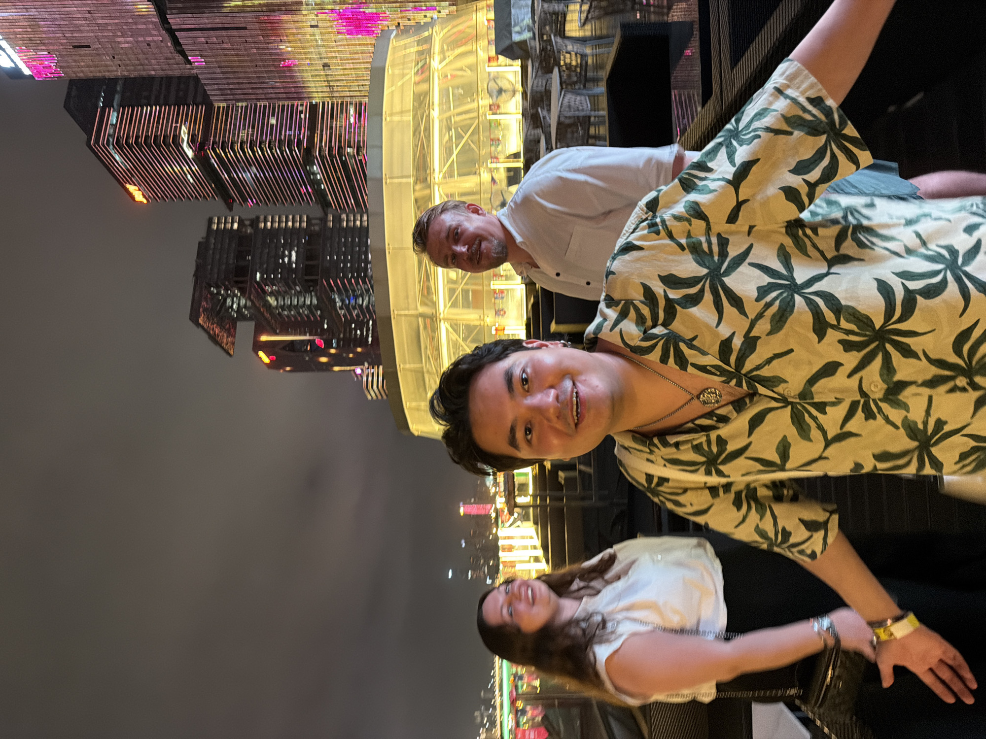 Haizhu District nightlife: rooftop bars, lit skylines, city streets