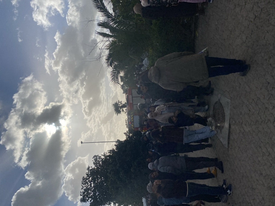 Building fire draws crowds, emergency response in Fez Morocco