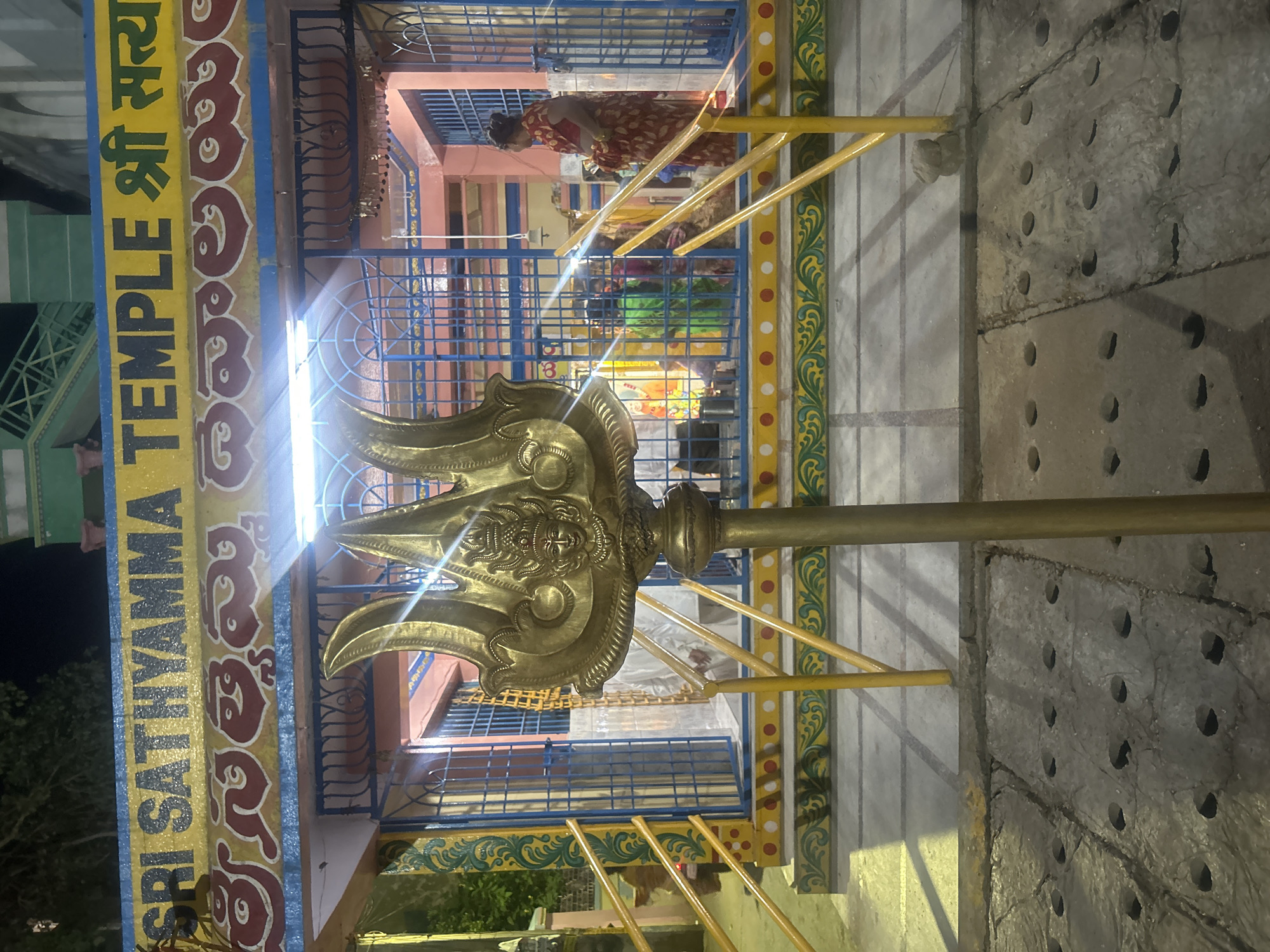 Temple visits and yoga murals captured in Puttaparthi