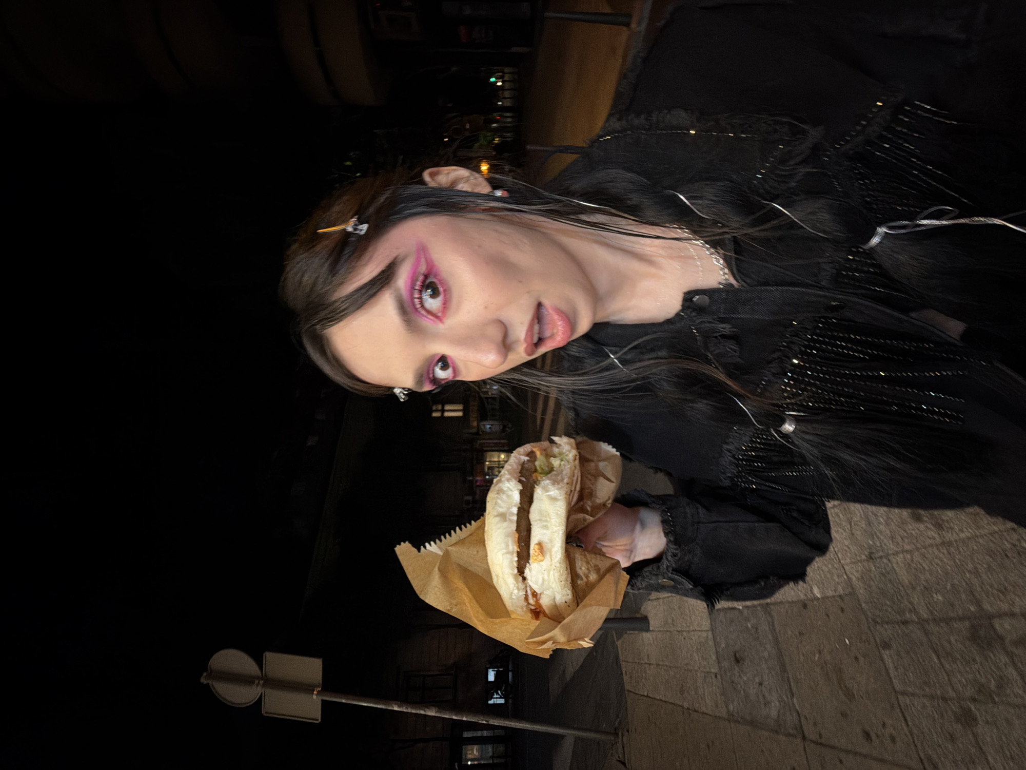 Late-night street food dining captured in Belgrade