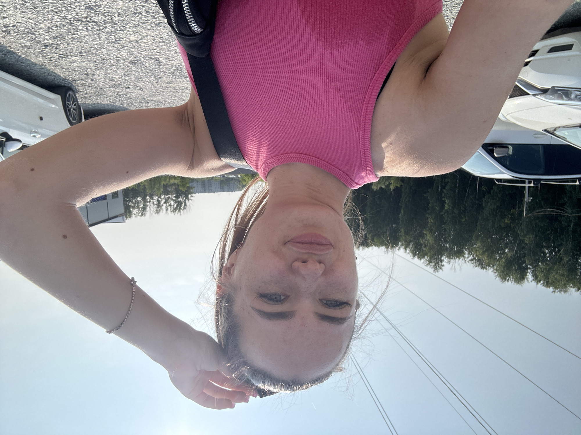 Sunny morning at a resort, selfies and surroundings