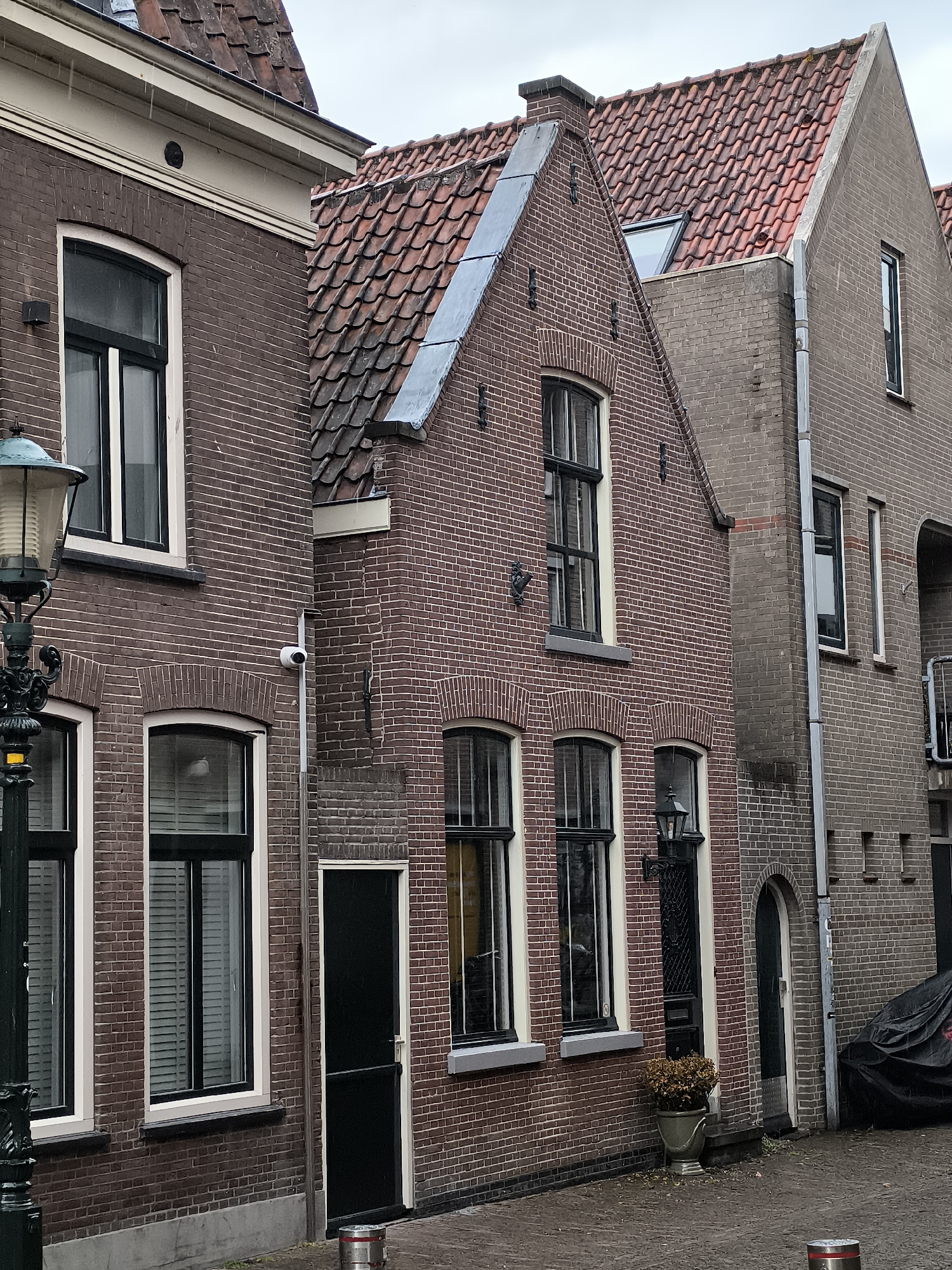 Historic Alkmaar architecture documented during quiet morning hours