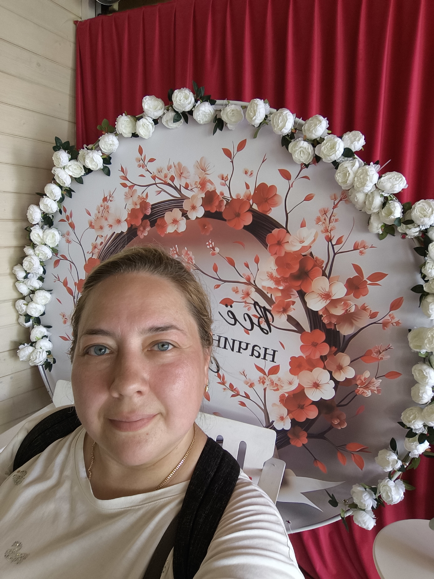 Photo session at decorated event space in Taldom