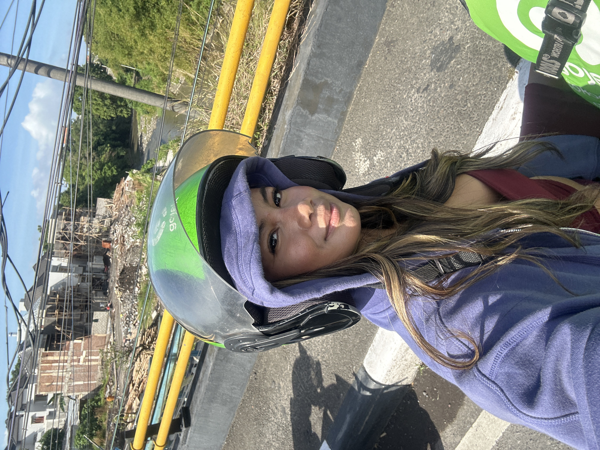 Gojek rider documents morning commute through Denpasar traffic