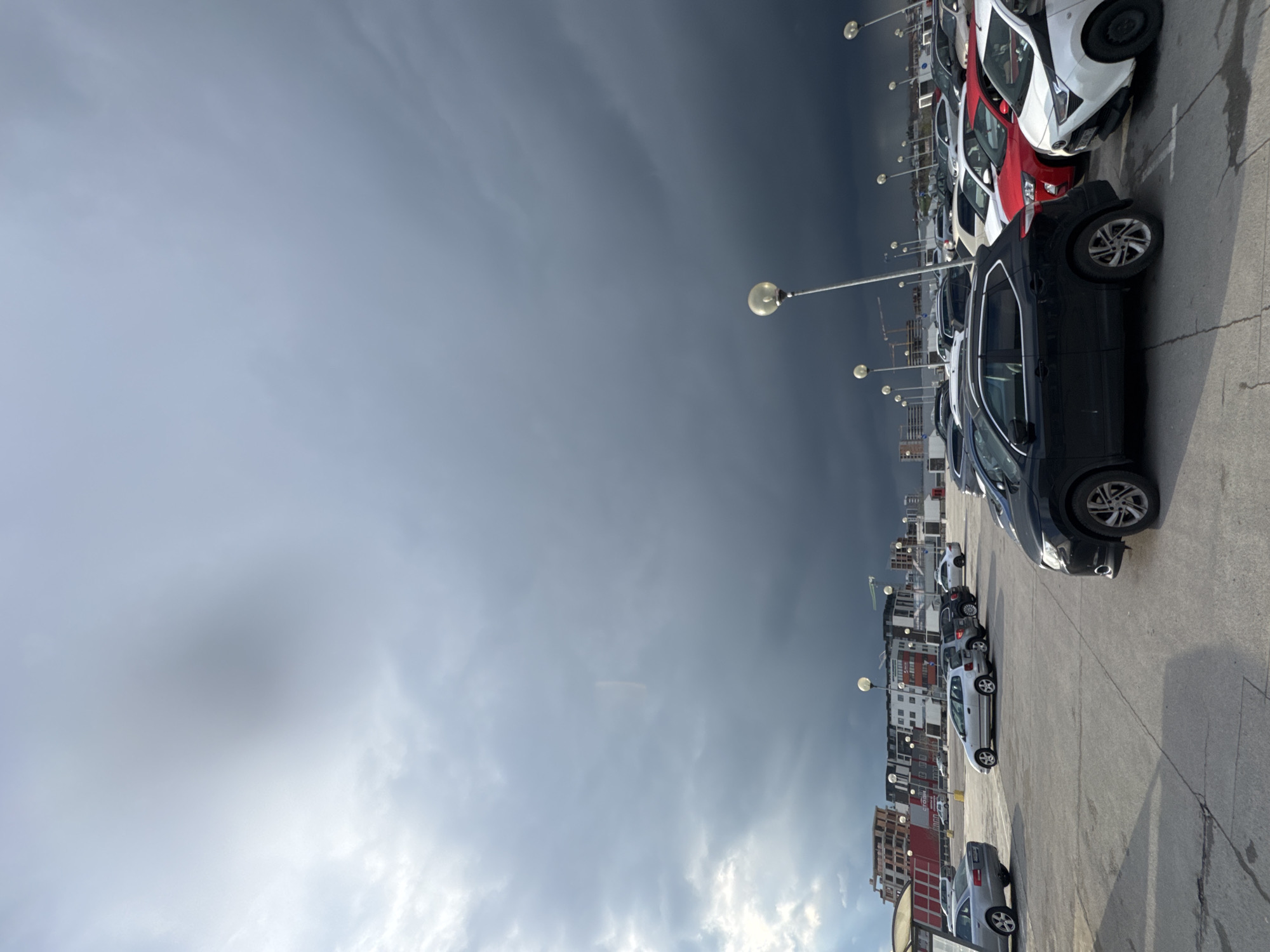 Shopping center activity documented in Burgas before storm