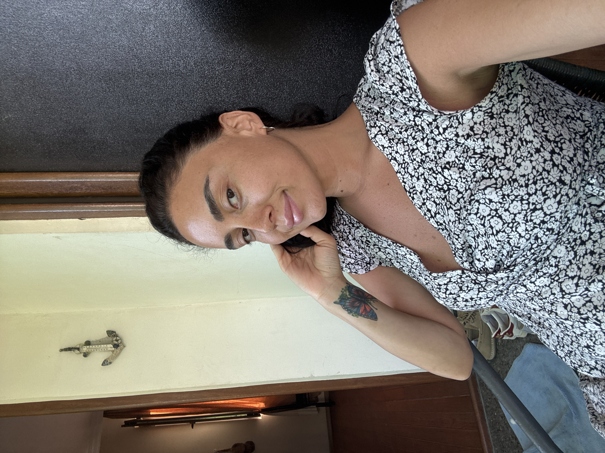 Morning in Batumi: floral dress, selfies, garden and balcony.