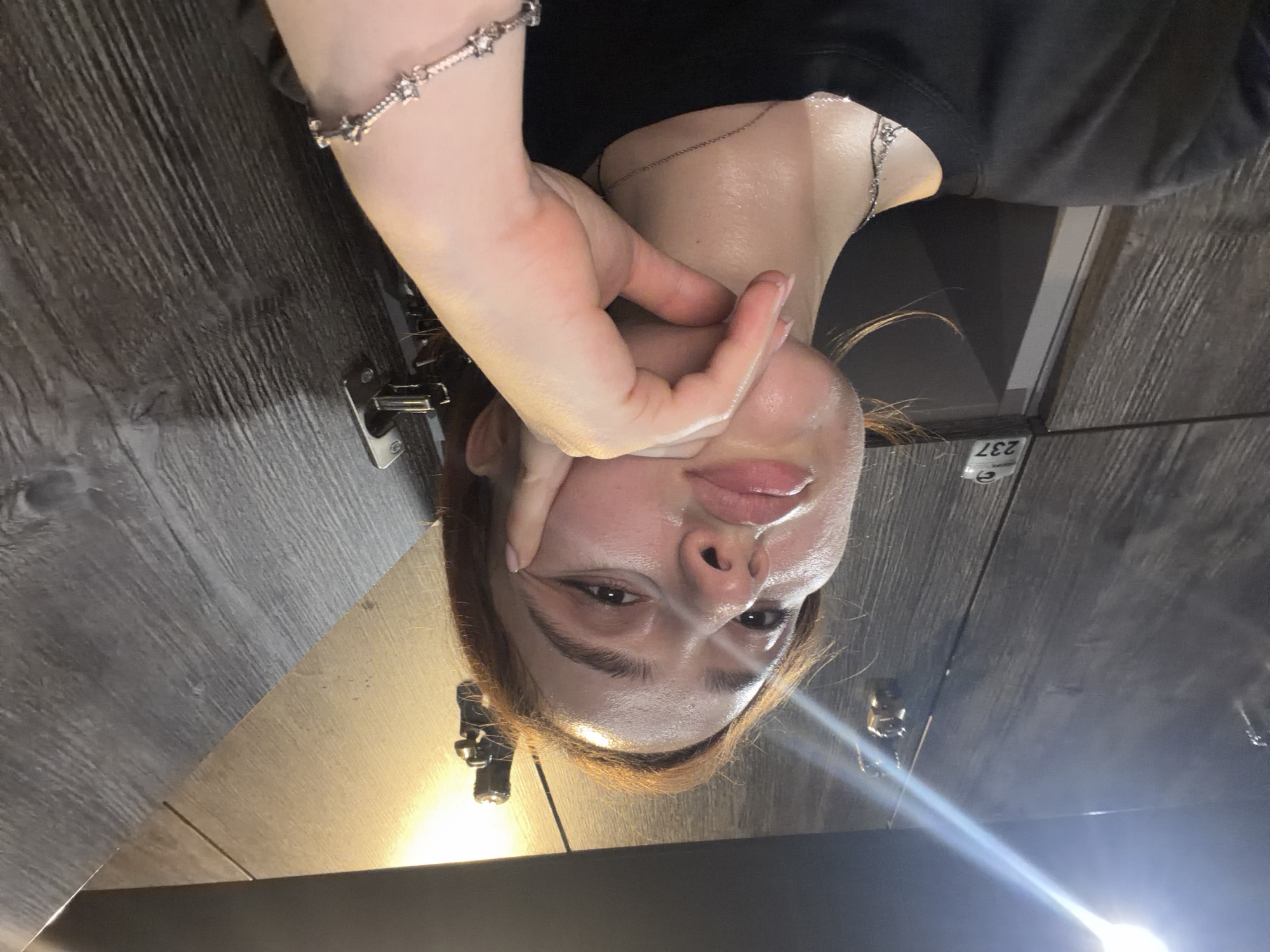 Sunny afternoon errands and selfies around Strasbourg's Le Mathis area