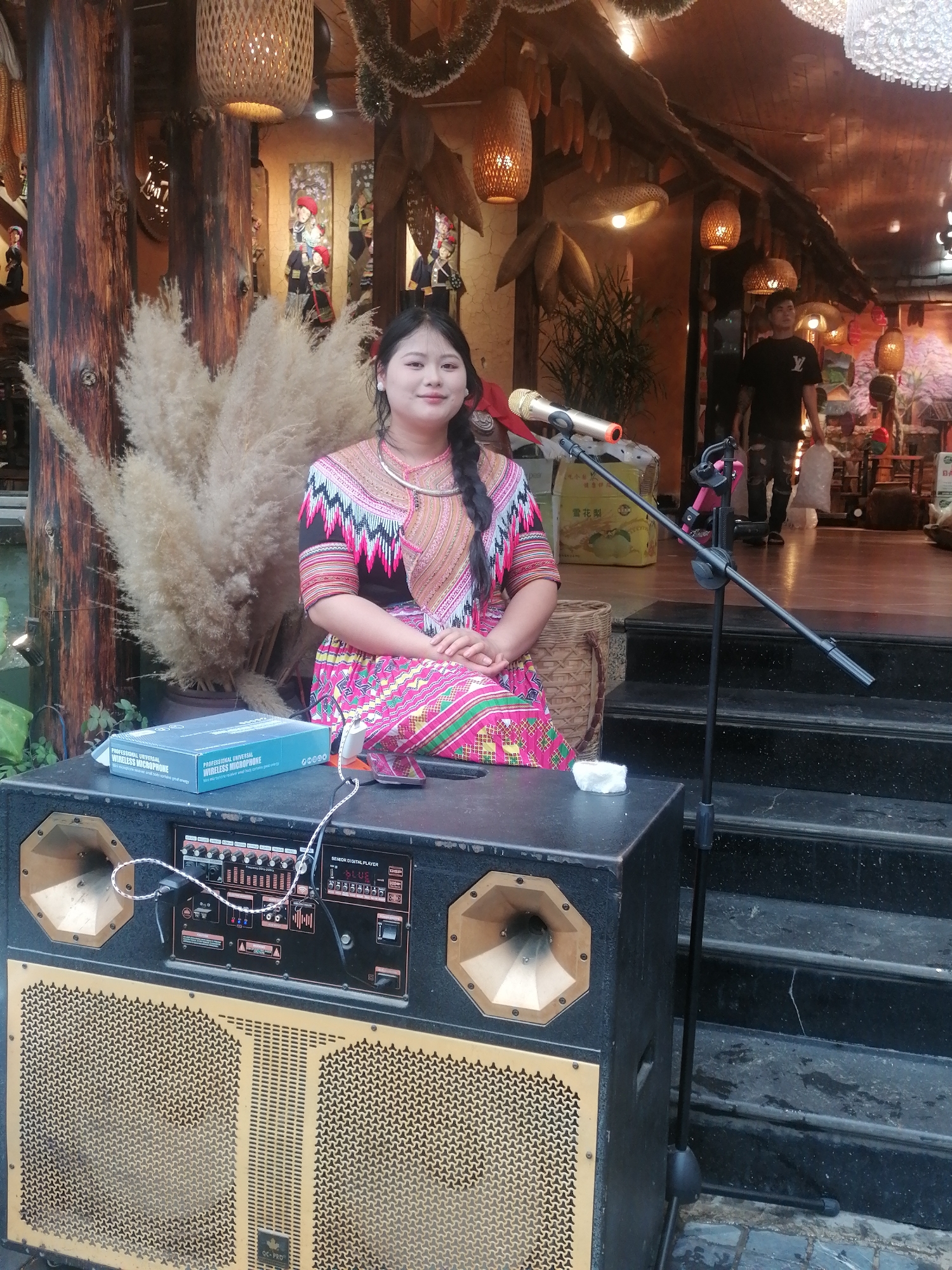 Daily life documented in Sa Pa Ward tourist market