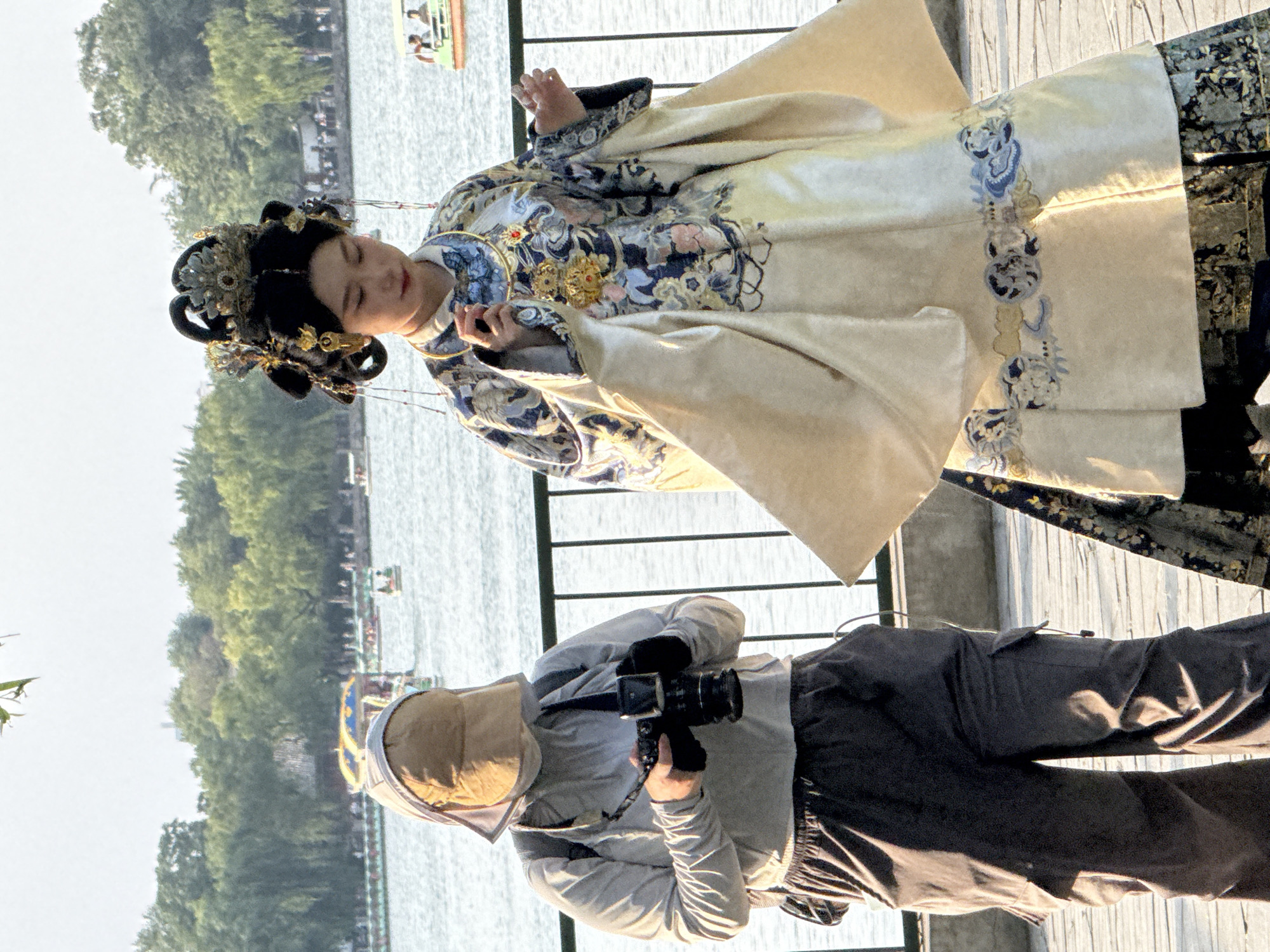 Beihai Park draws a crowd on a cloudy Beijing morning