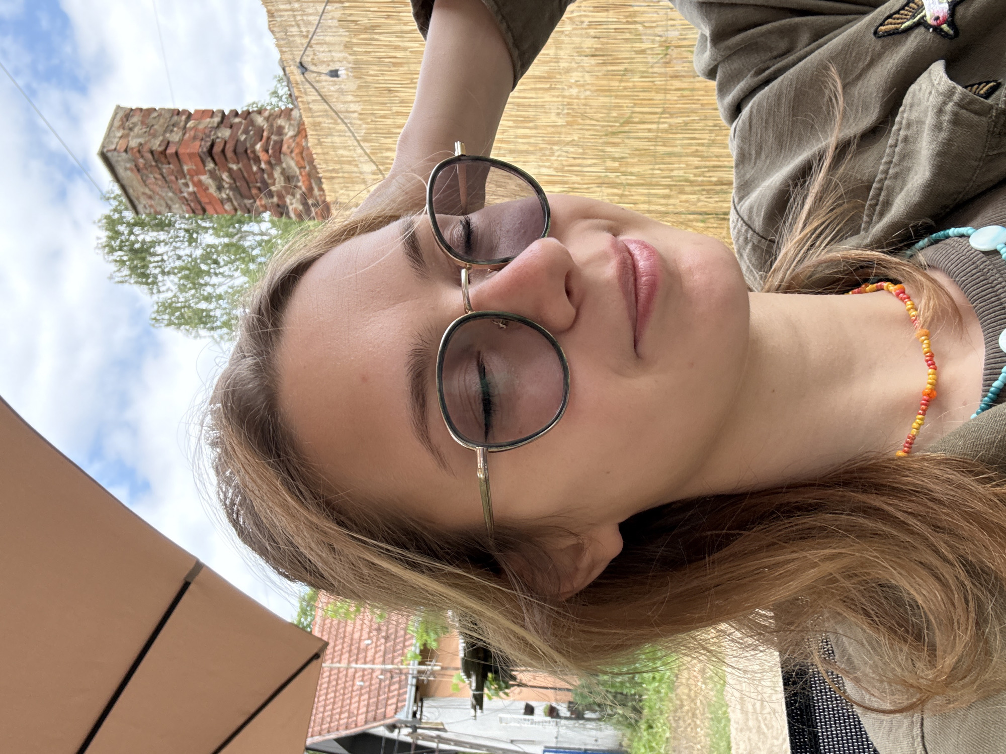 Woman spends morning at cafes and parks in Kragujevac