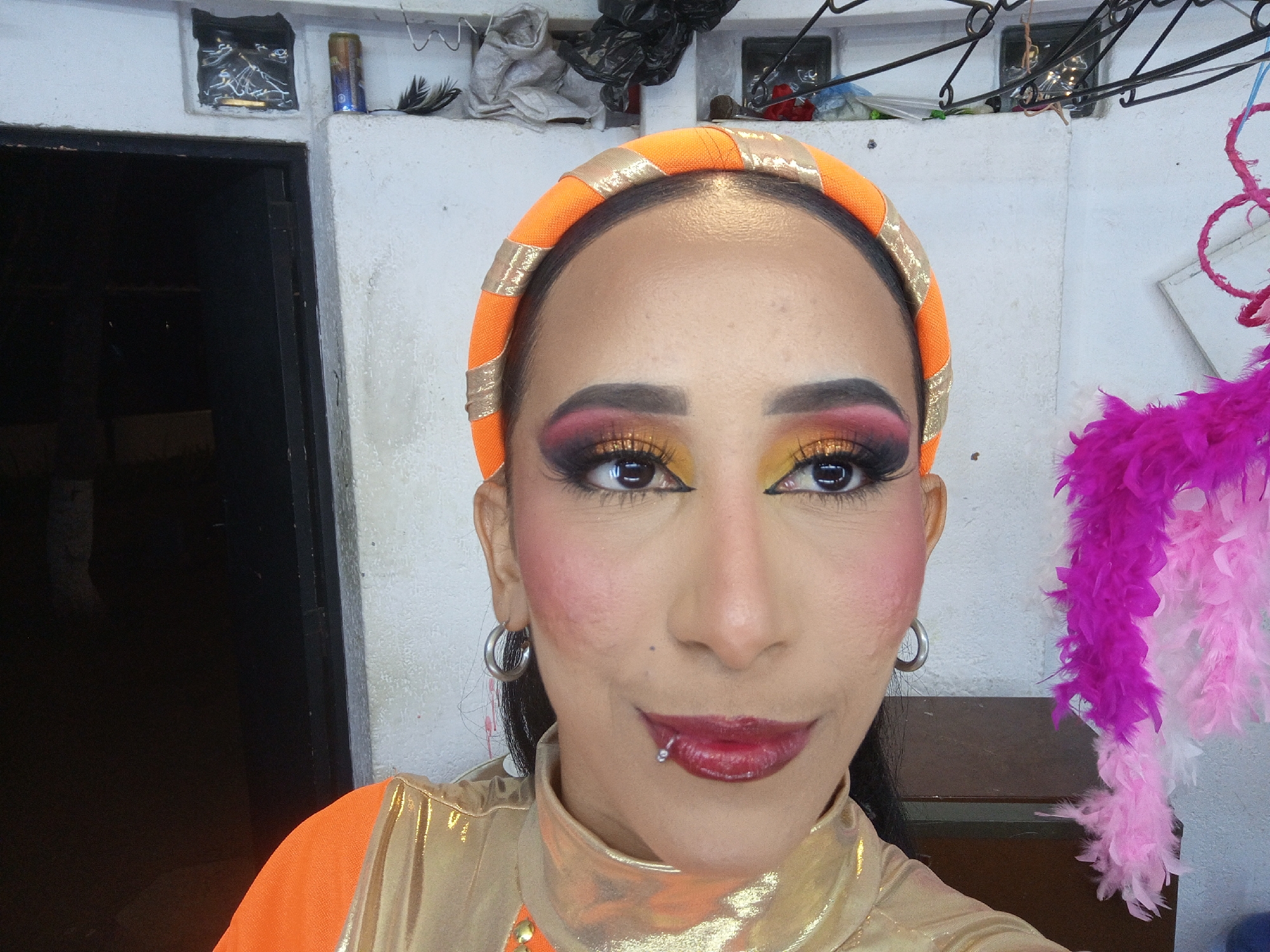 Performer in elaborate makeup captured in Porlamar, Venezuela