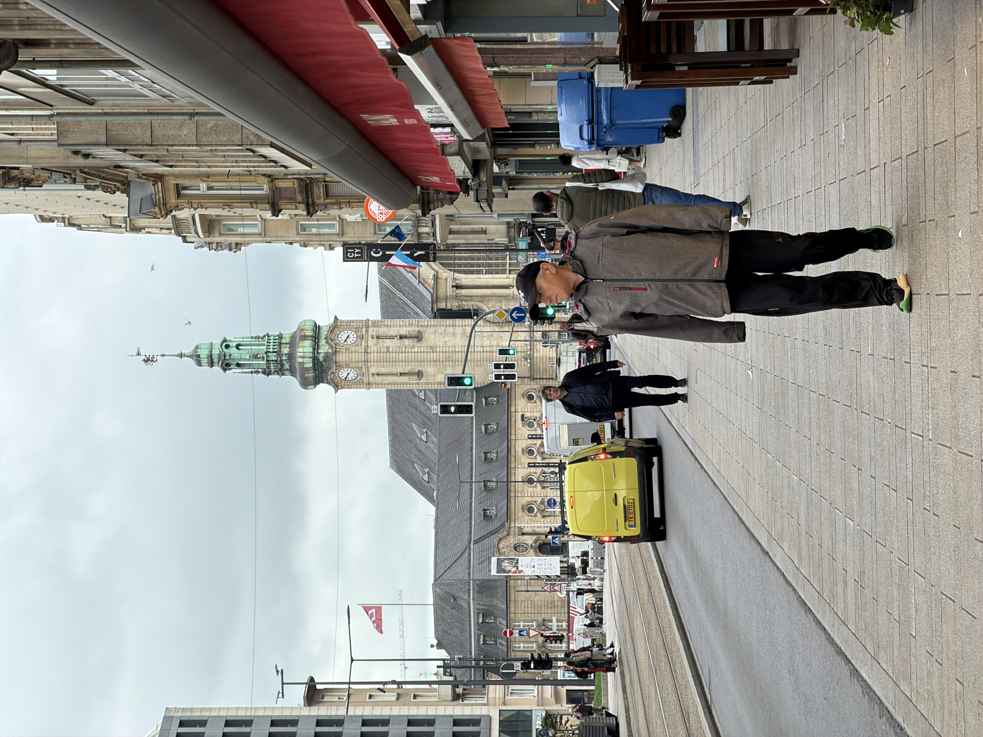 Morning pedestrian activity documented near Luxembourg National Savings Bank