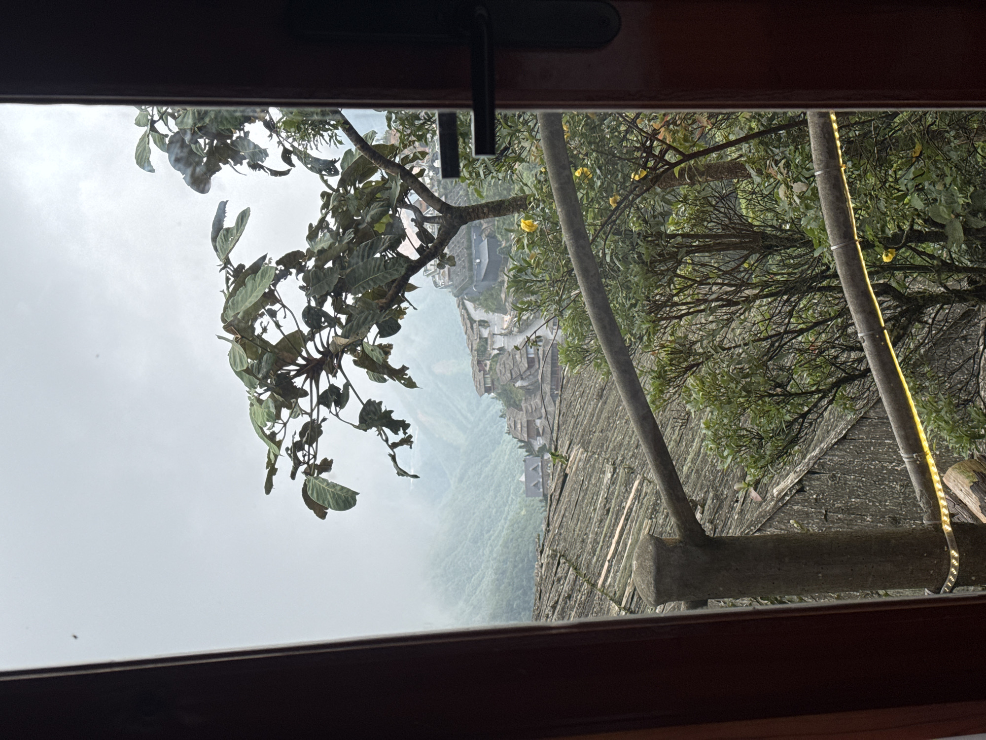 Travelers document morning stay in Binh Lu mountain village