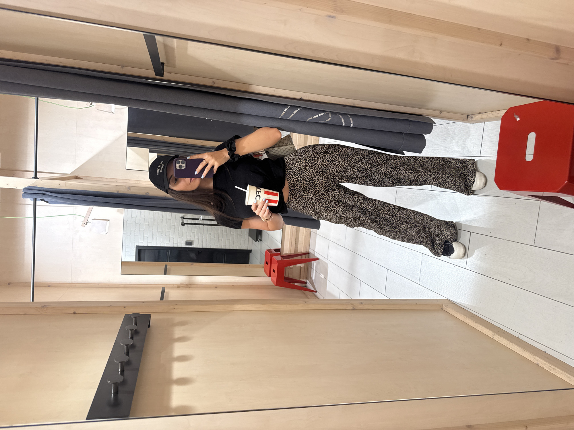 Shopper takes mirror selfies in Plovdiv fitting room