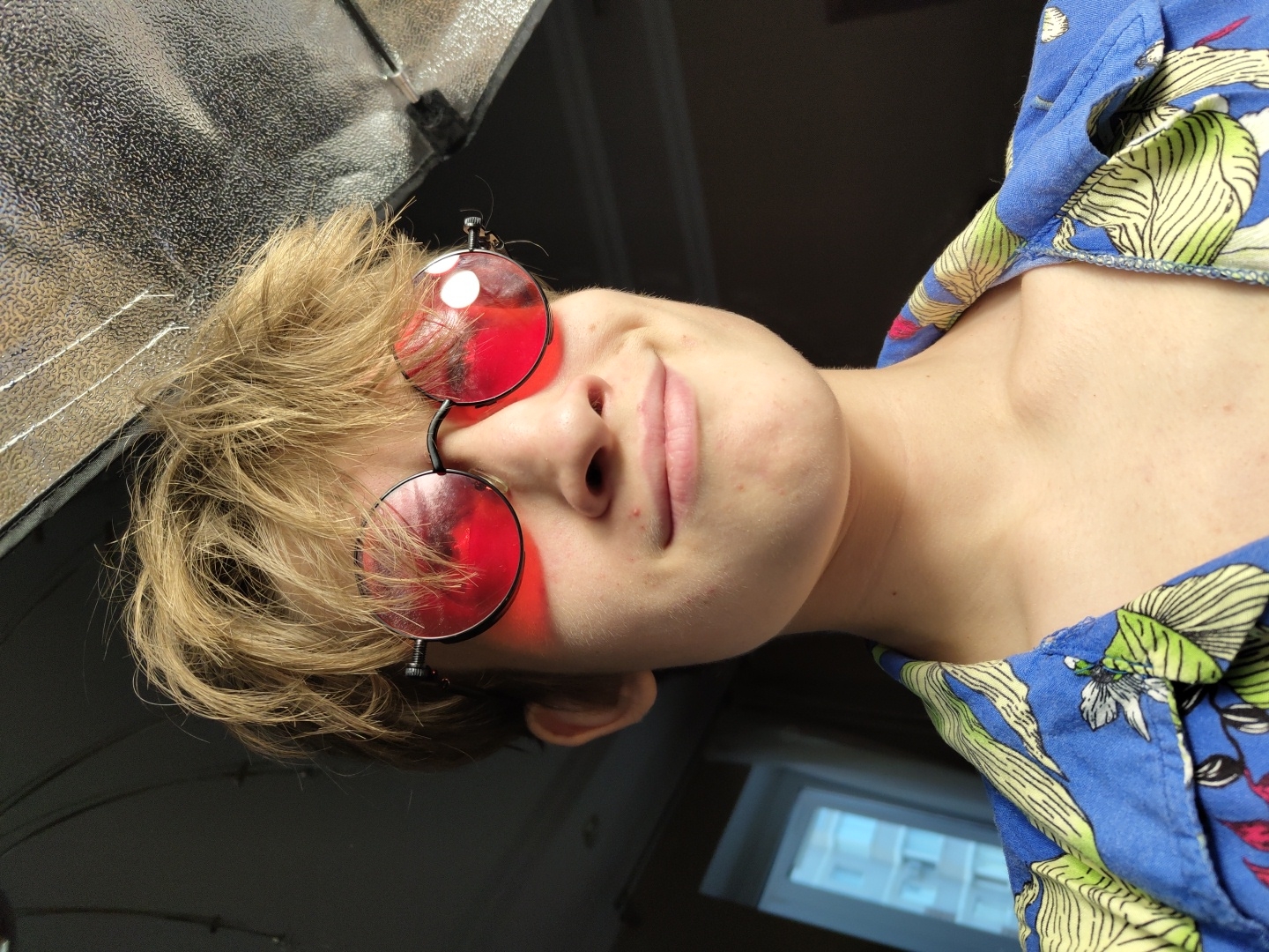 Selfie session in Krasnodar, Hawaiian shirts and good vibes