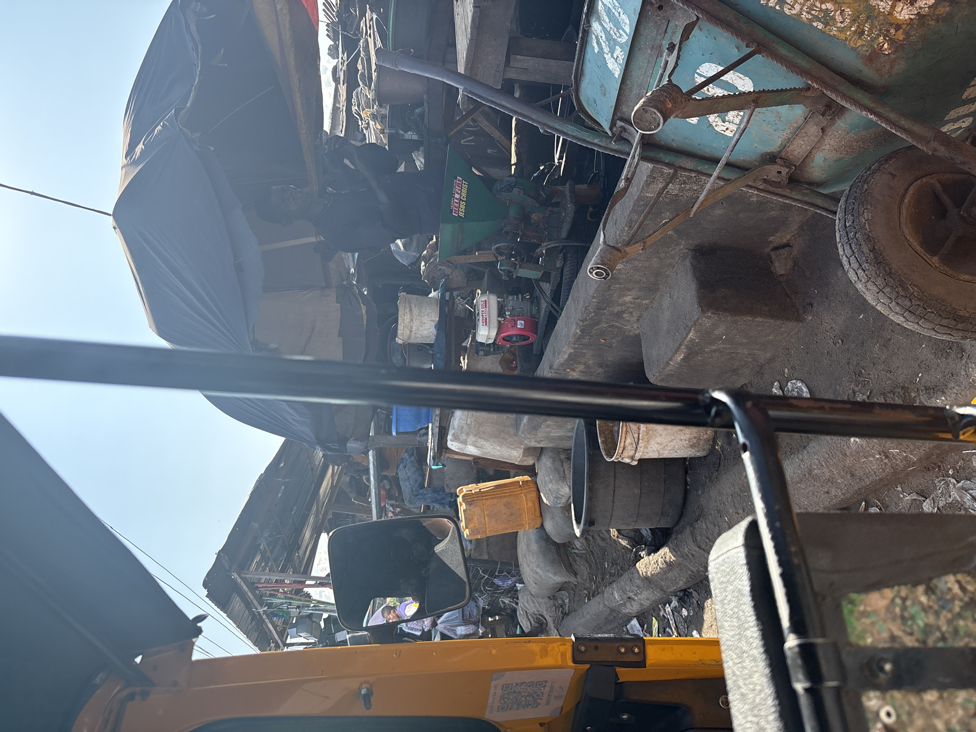 Fegge market streets alive with keke napep and vendors