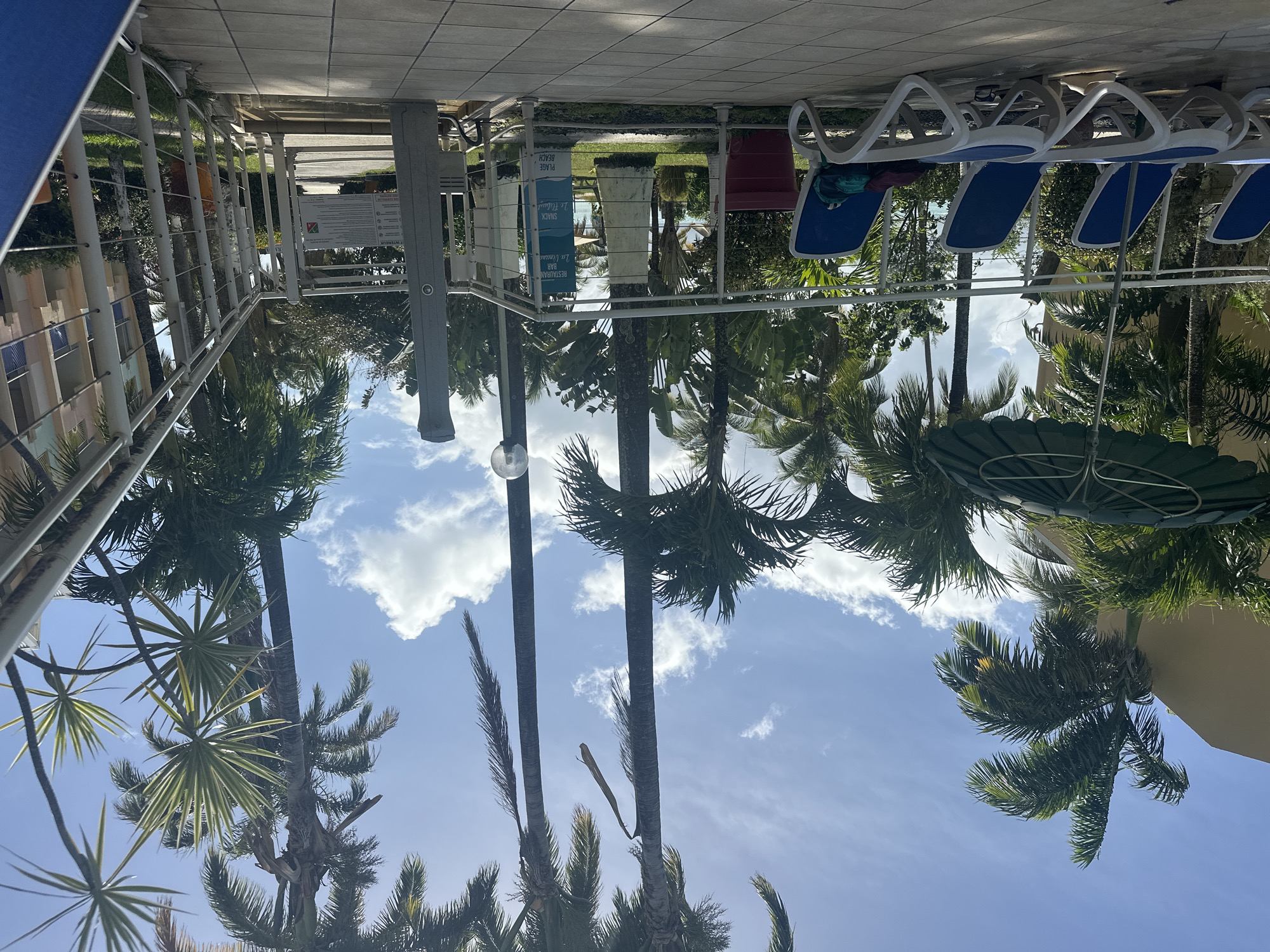 Afternoon scenes documented around Le Gosier resort area