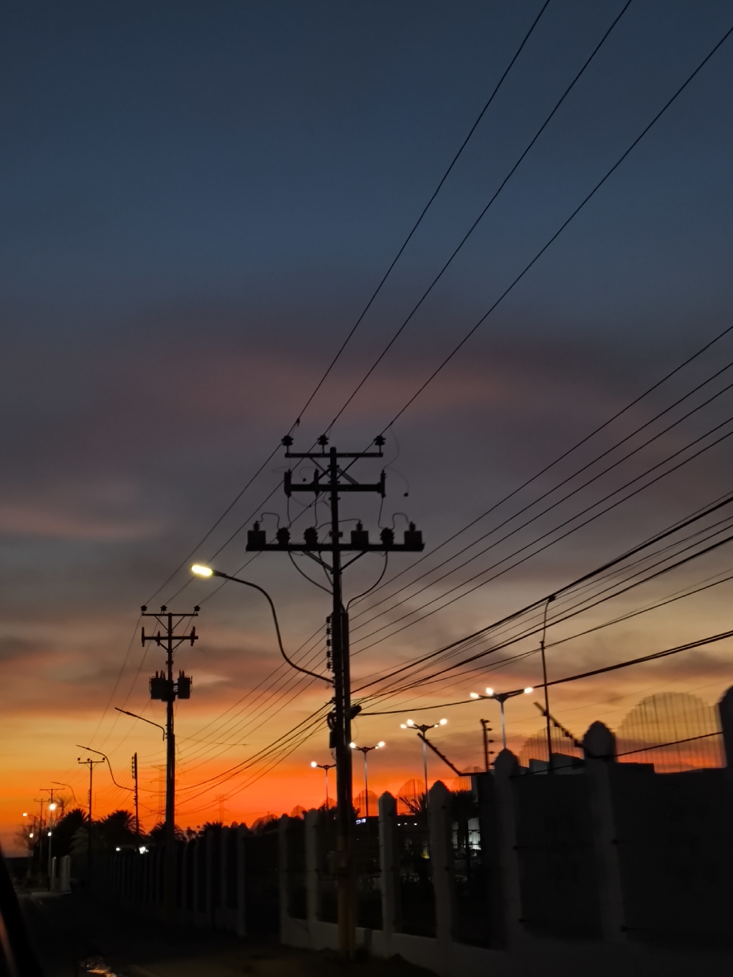 Dusk street scene captured in Las Barrancas, Venezuela