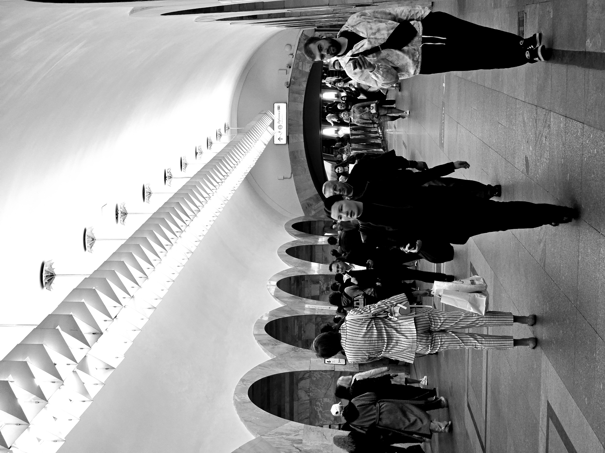 Morning Rush Hour Activity Documented Across Moscow Metro Stations