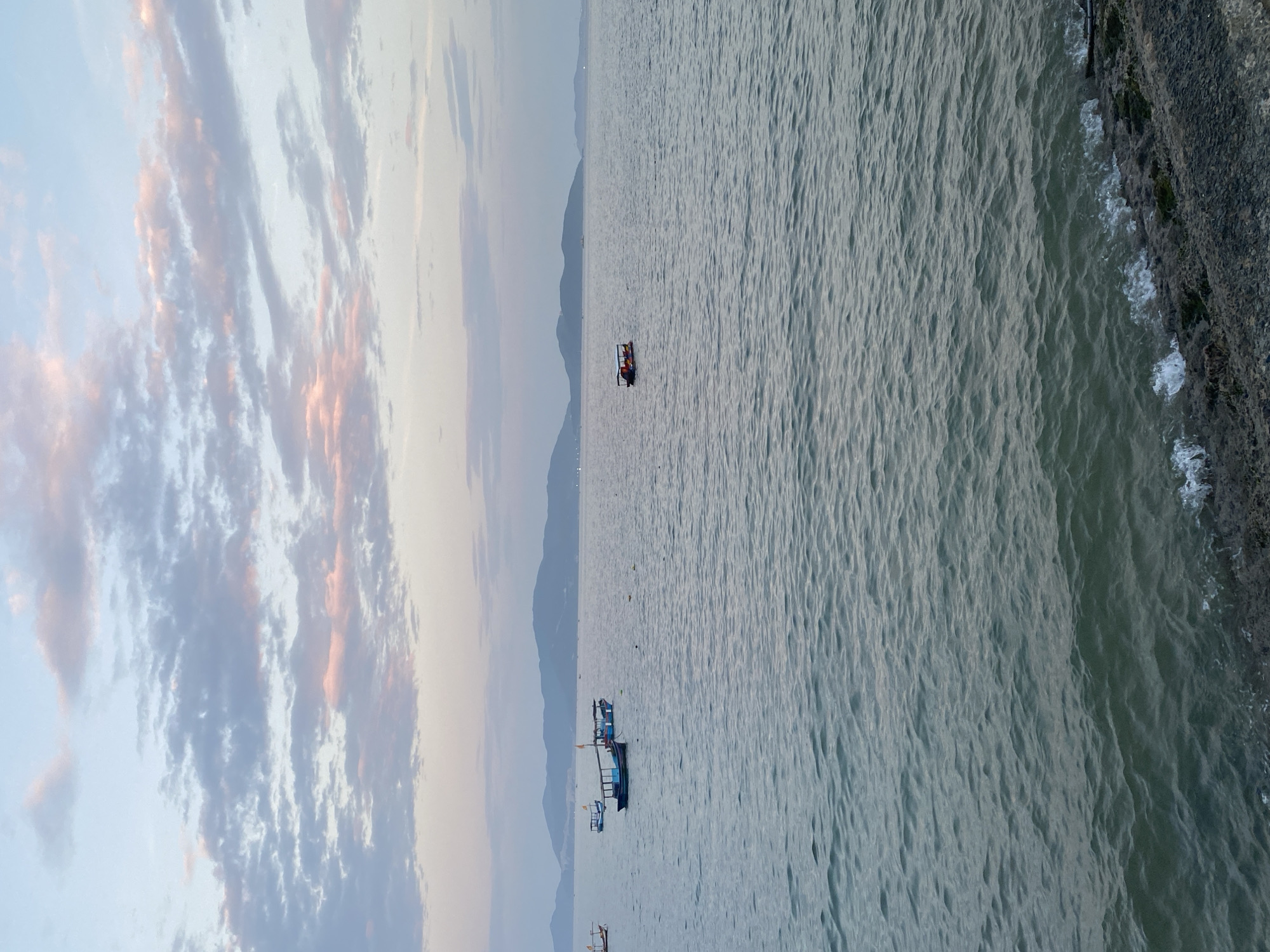 Quiet evening light along the Nha Trang seafront
