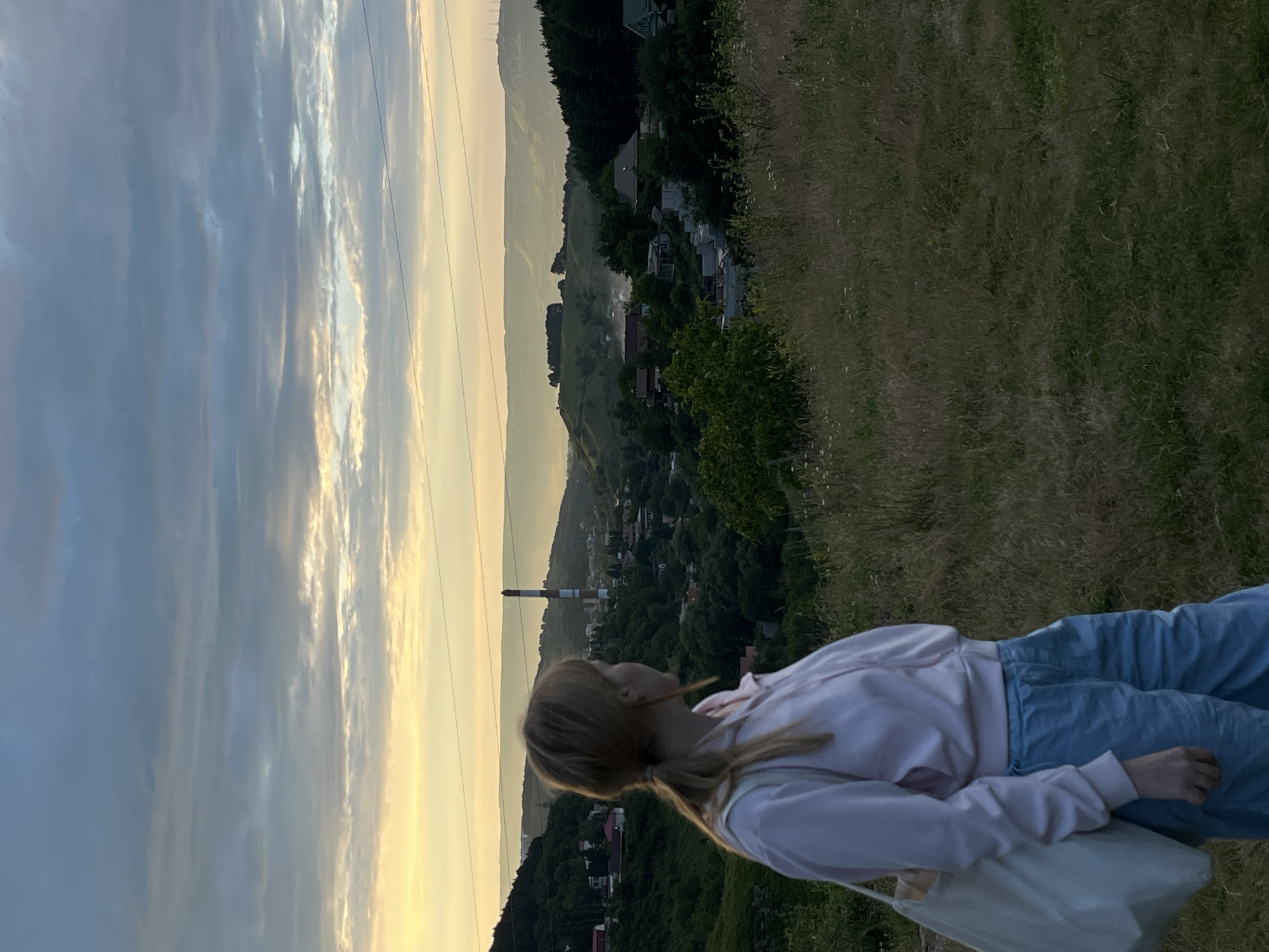 Afternoon roam through Kislovodsk's rocky, wildflower-covered hills