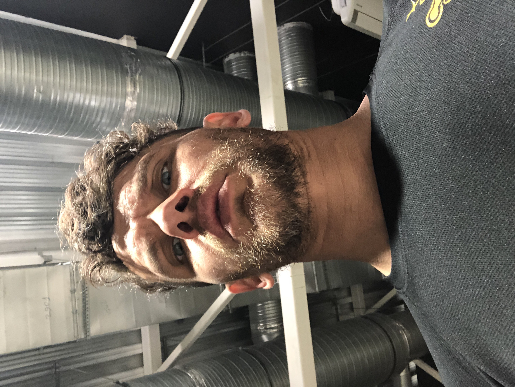 Man documents early morning gym visit in Saint Petersburg