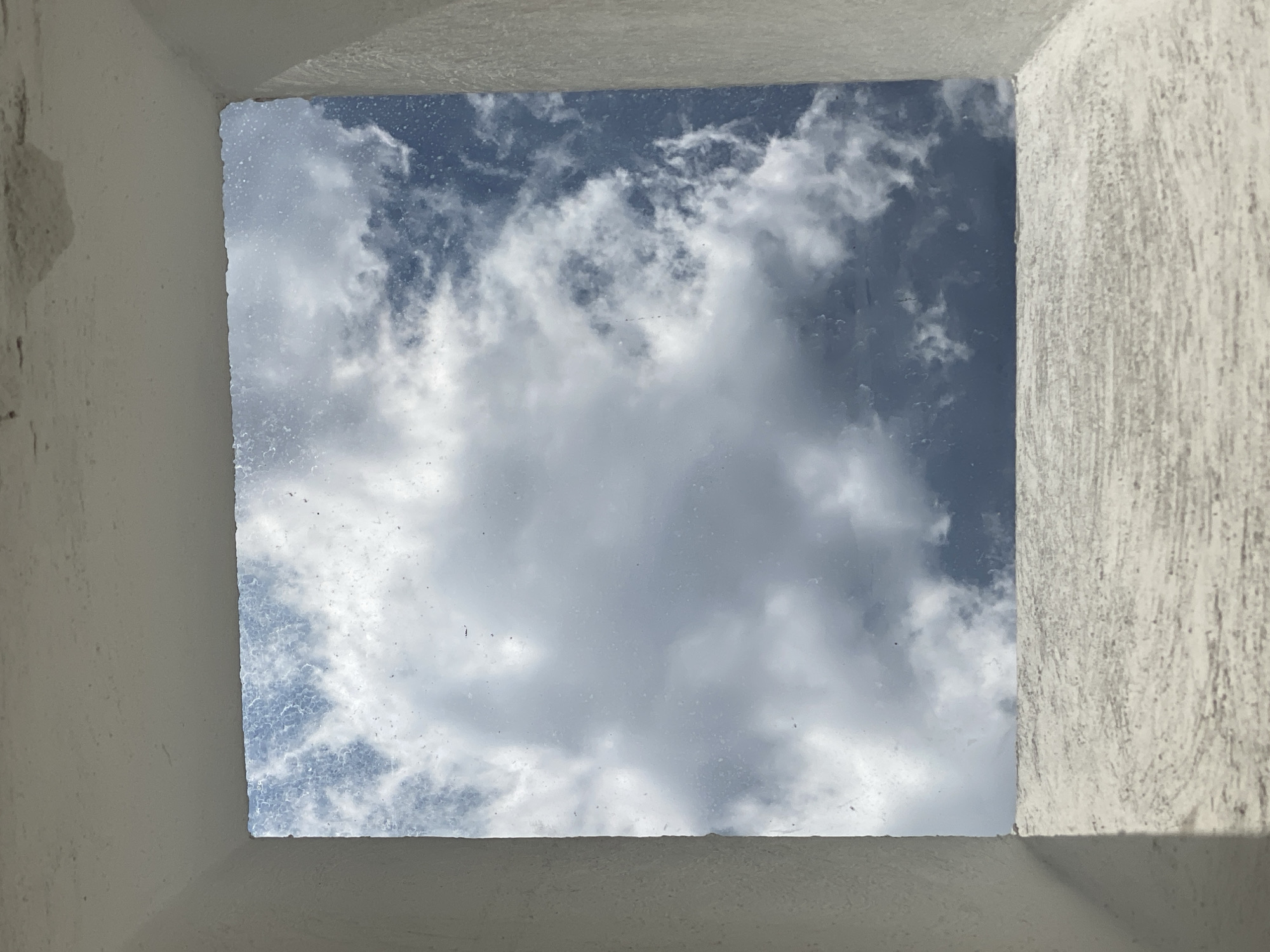 Observer documents cloudy afternoon skies in San Andrés Cholula