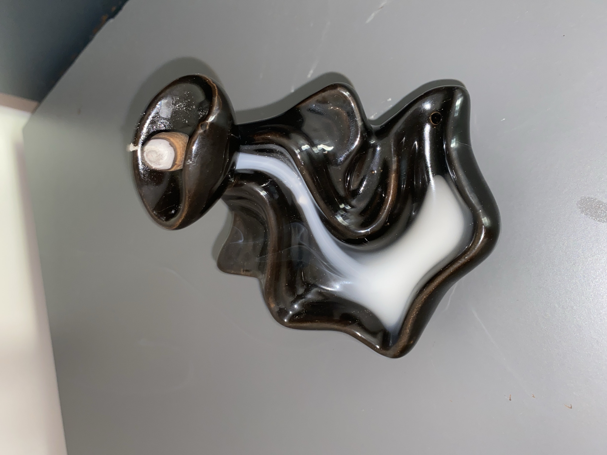Domestic objects documented in Krasnoyarsk apartment during morning hours