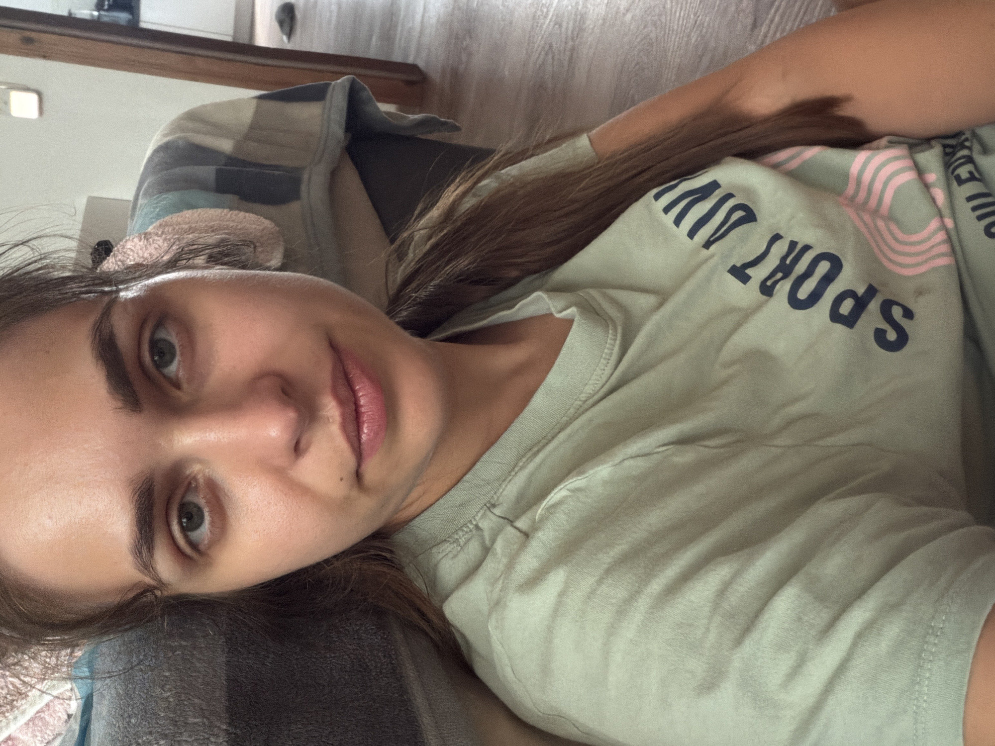 Casual indoor selfie session, mirror and close-up angles