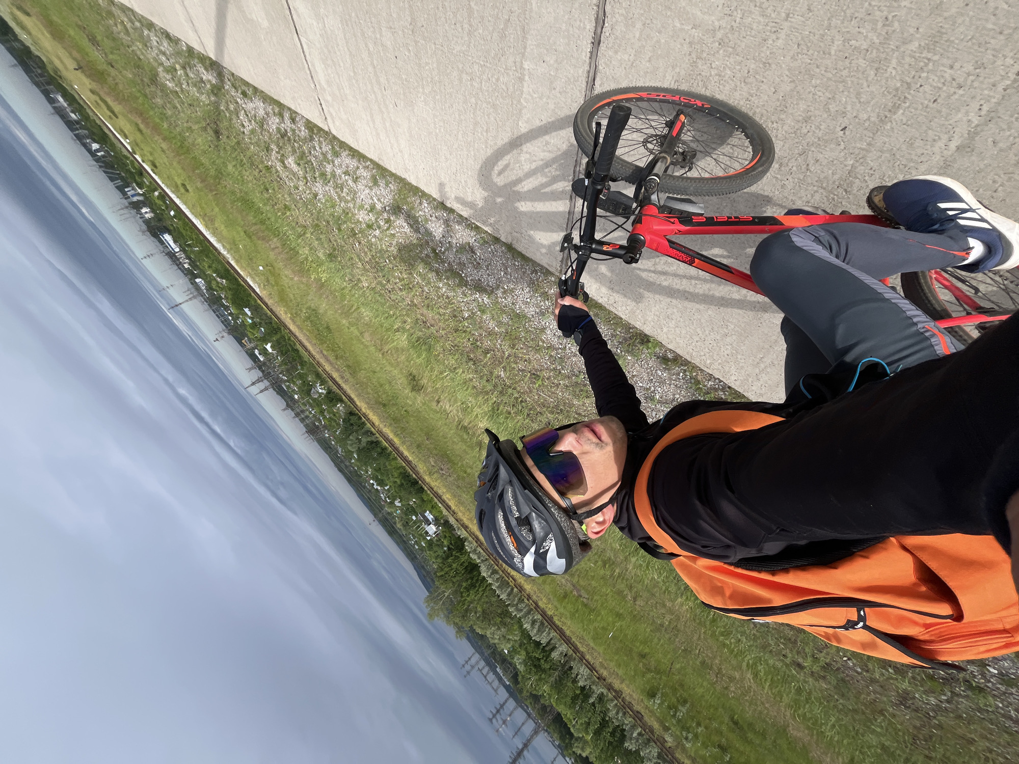 Early morning cyclist takes selfies on Chaikovsky path
