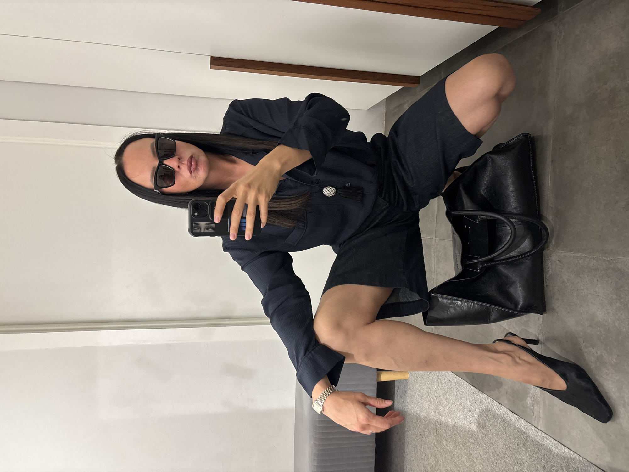 Woman documents early morning activities across Chaikovsky in selfies