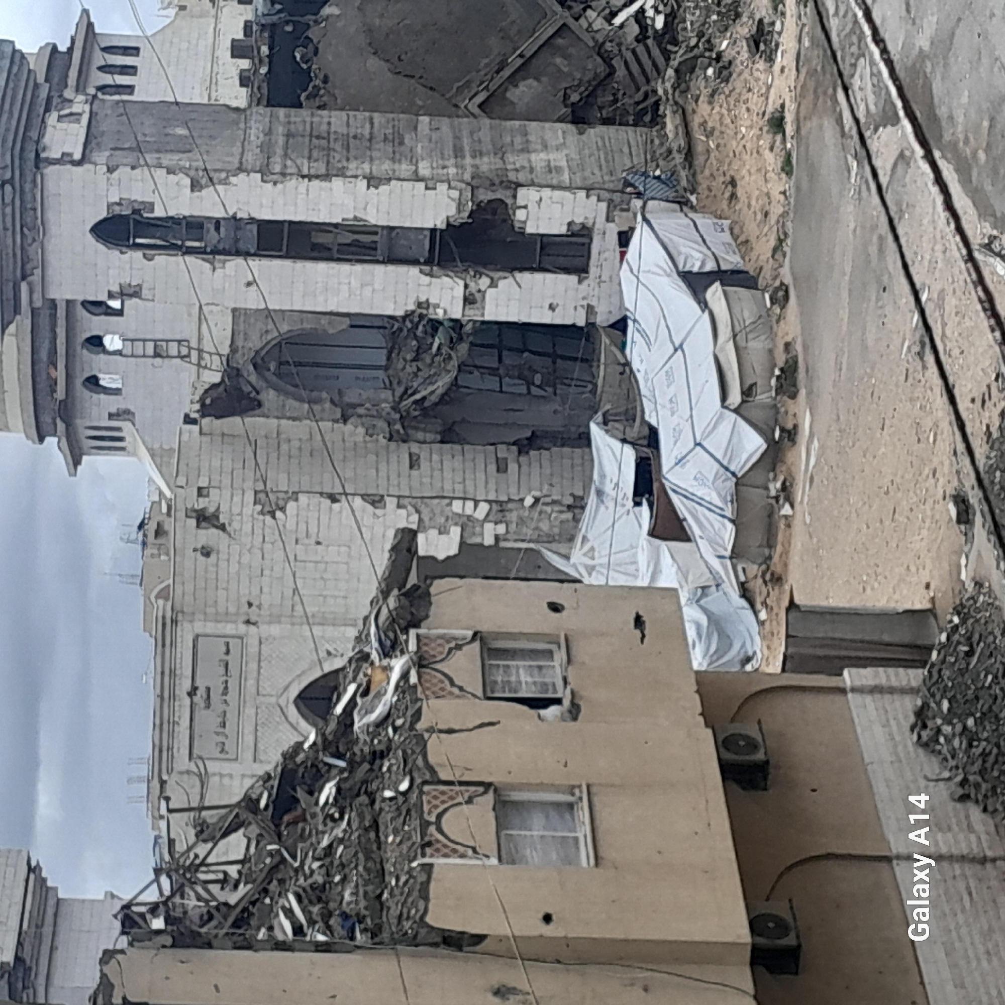 Urban destruction and displacement camps documented in Khan Yunis