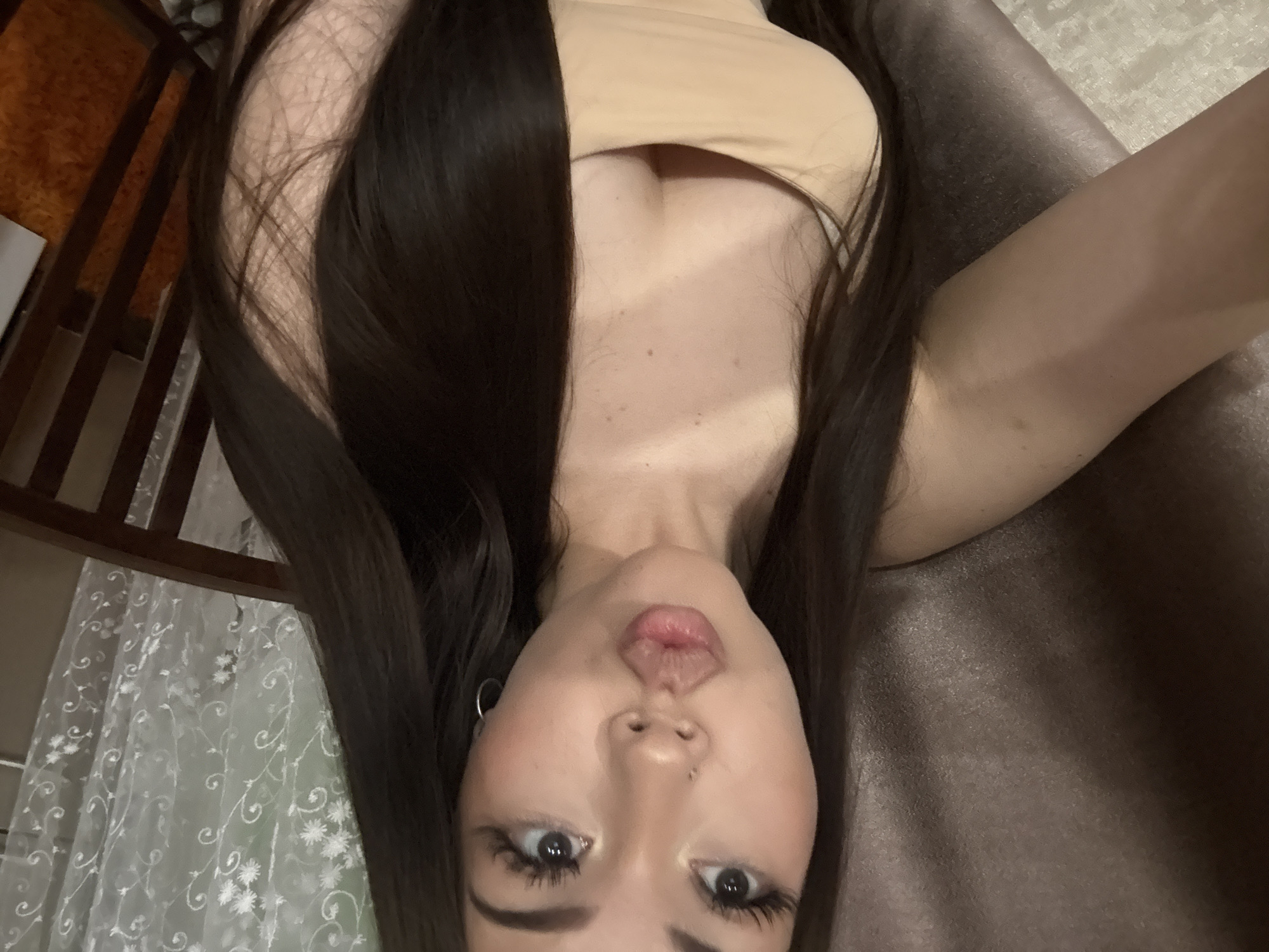 Indoor selfie session captured in Naberezhnye Chelny, Russia