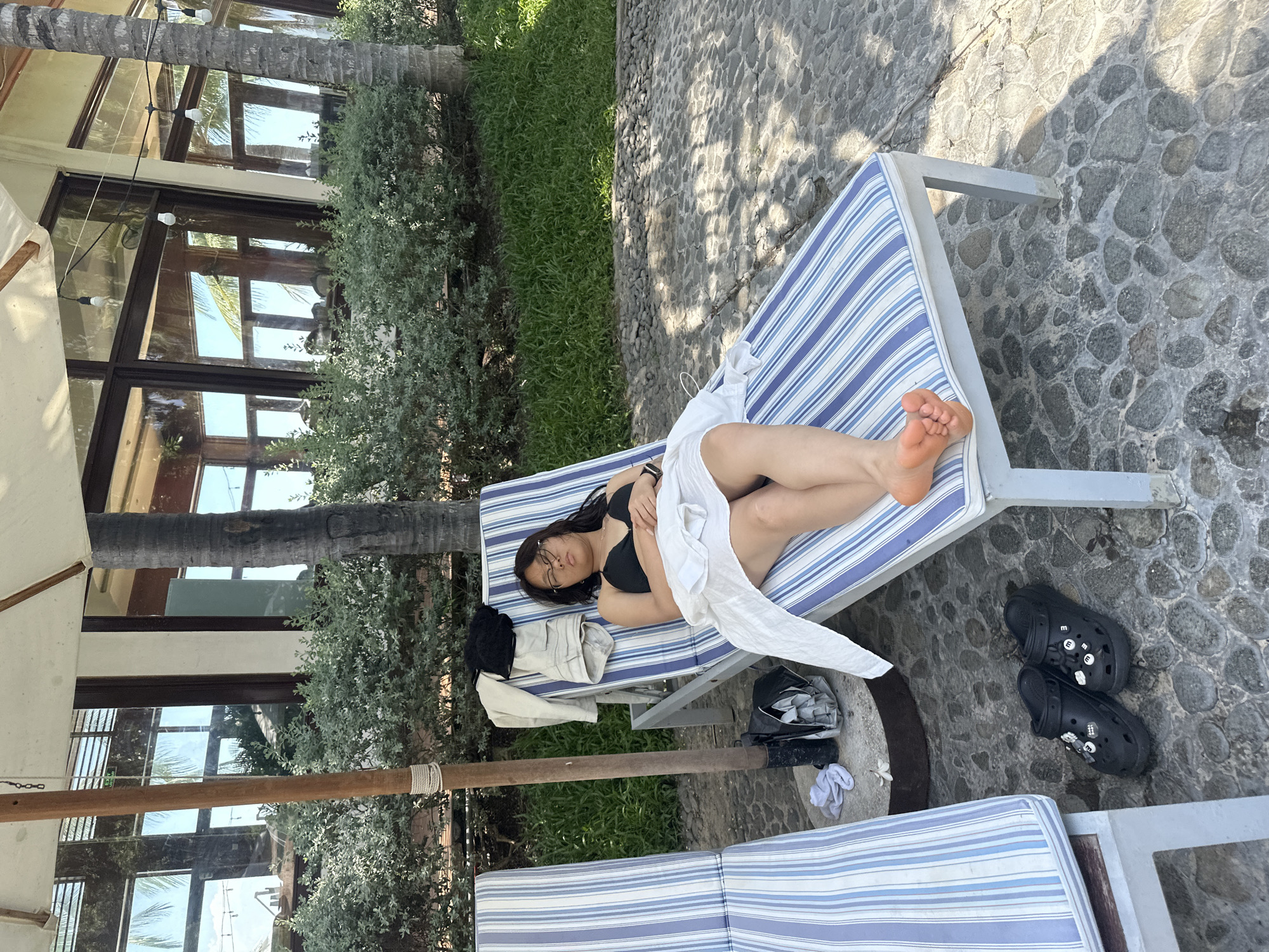 Early morning poolside leisure activities documented in Nha Trang