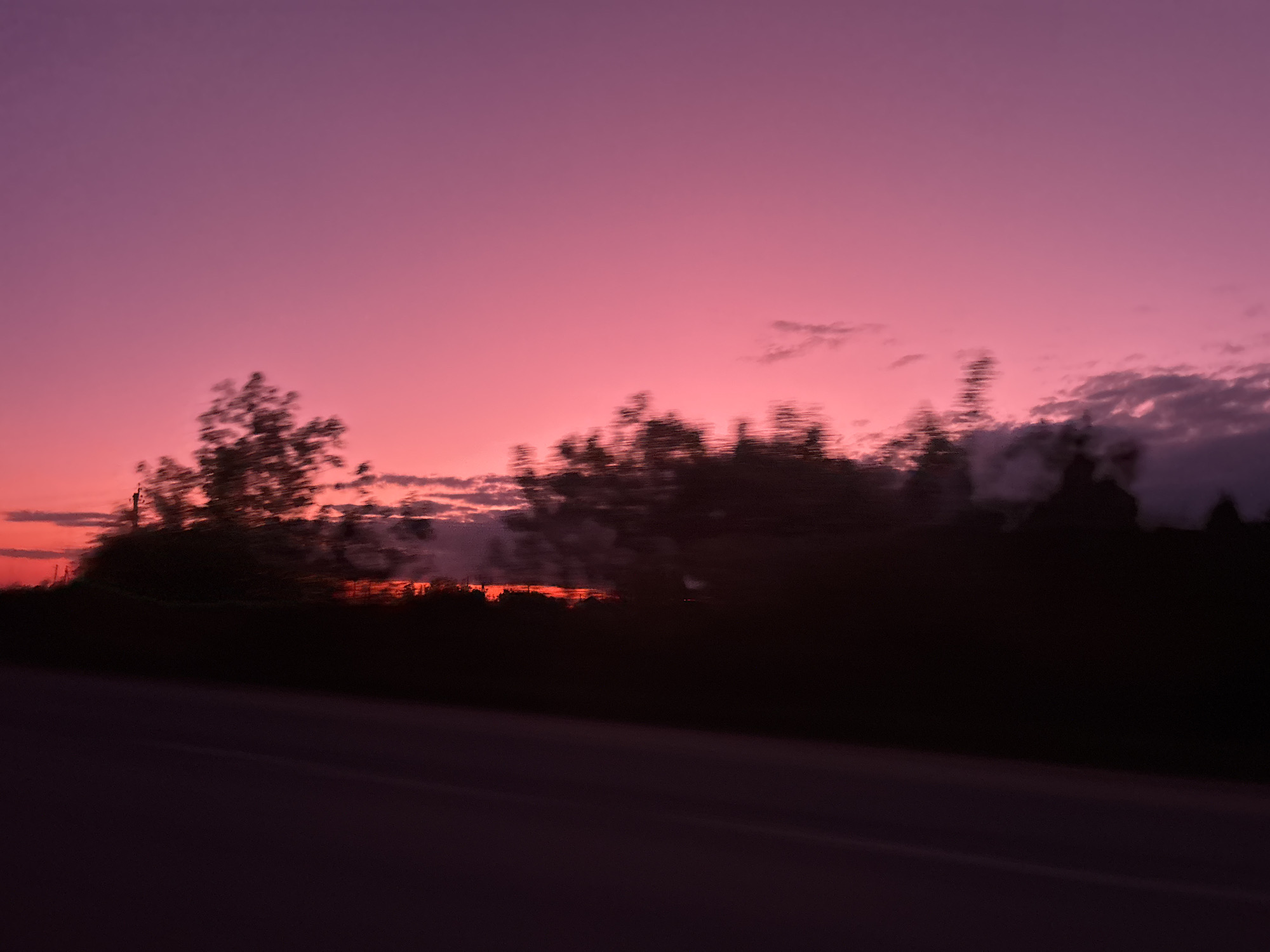 Sunset landscape captured in Zaprudnya, Russia