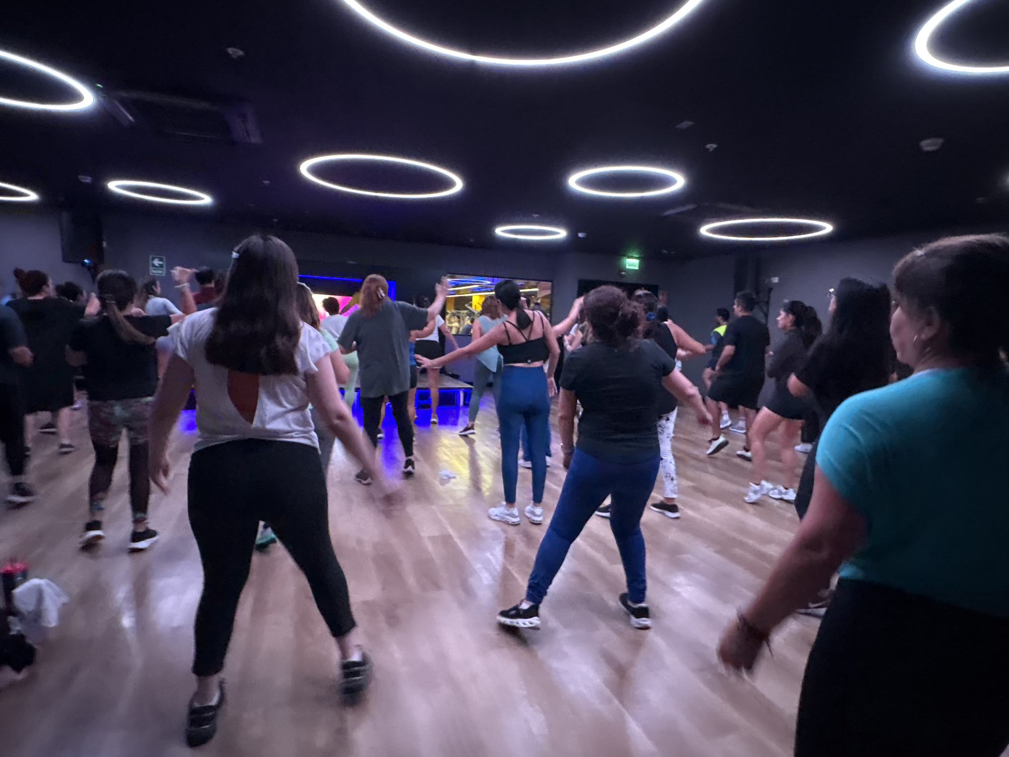 Late-night fitness class held in San Isidro studio