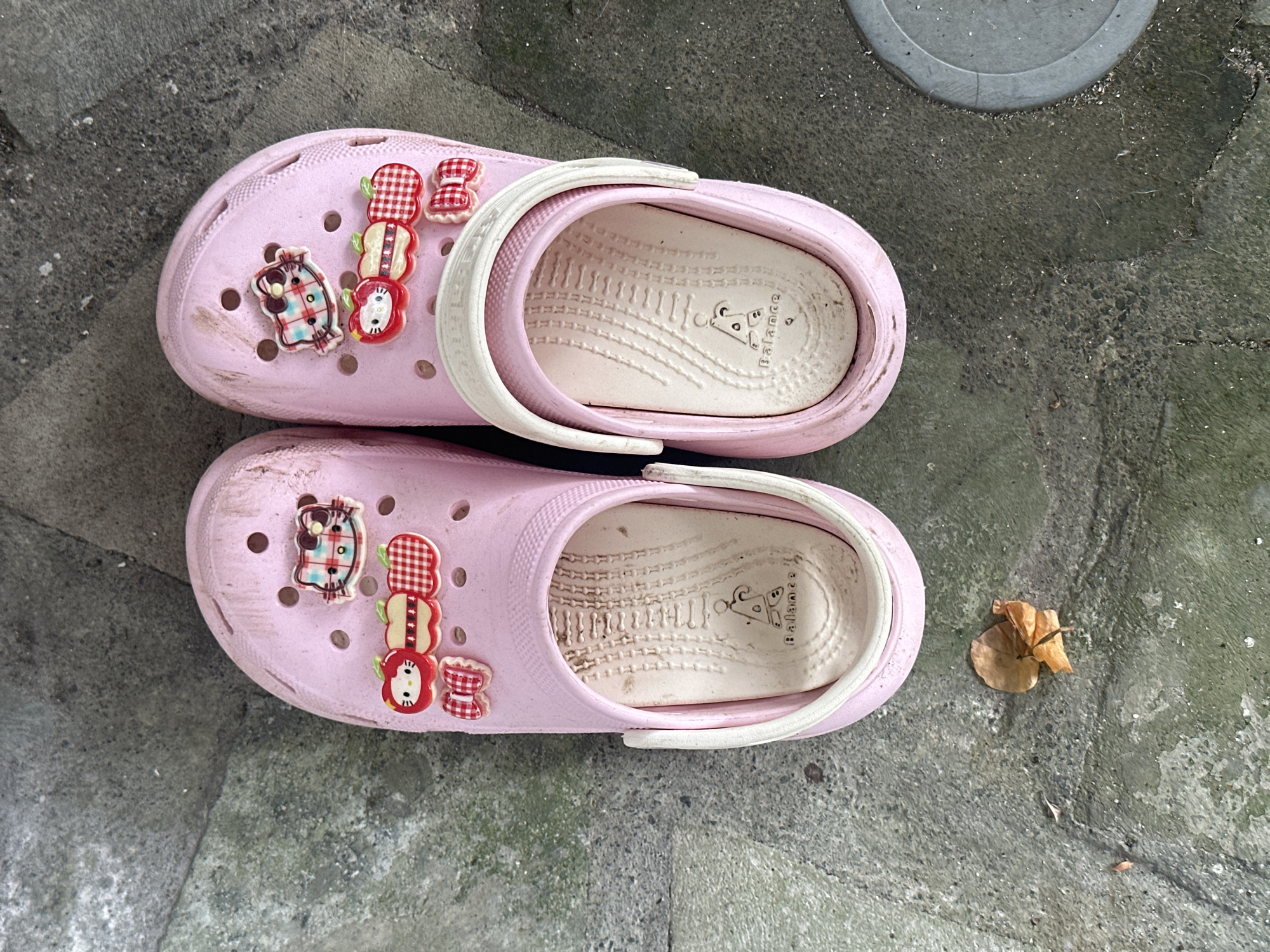 Morning domestic moments captured in North Kuta household
