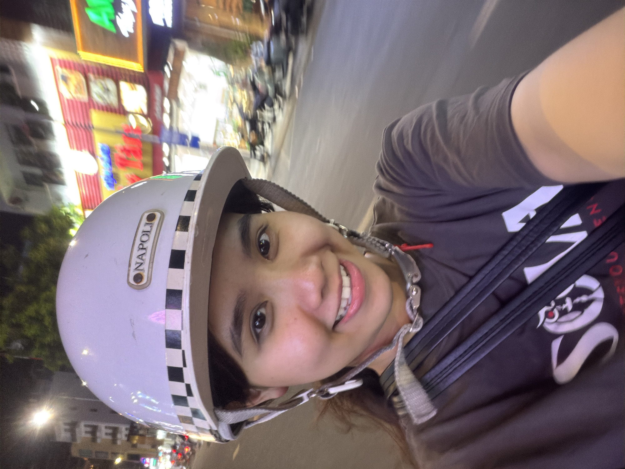 Couple takes nighttime motorcycle selfie in Đà Nẵng