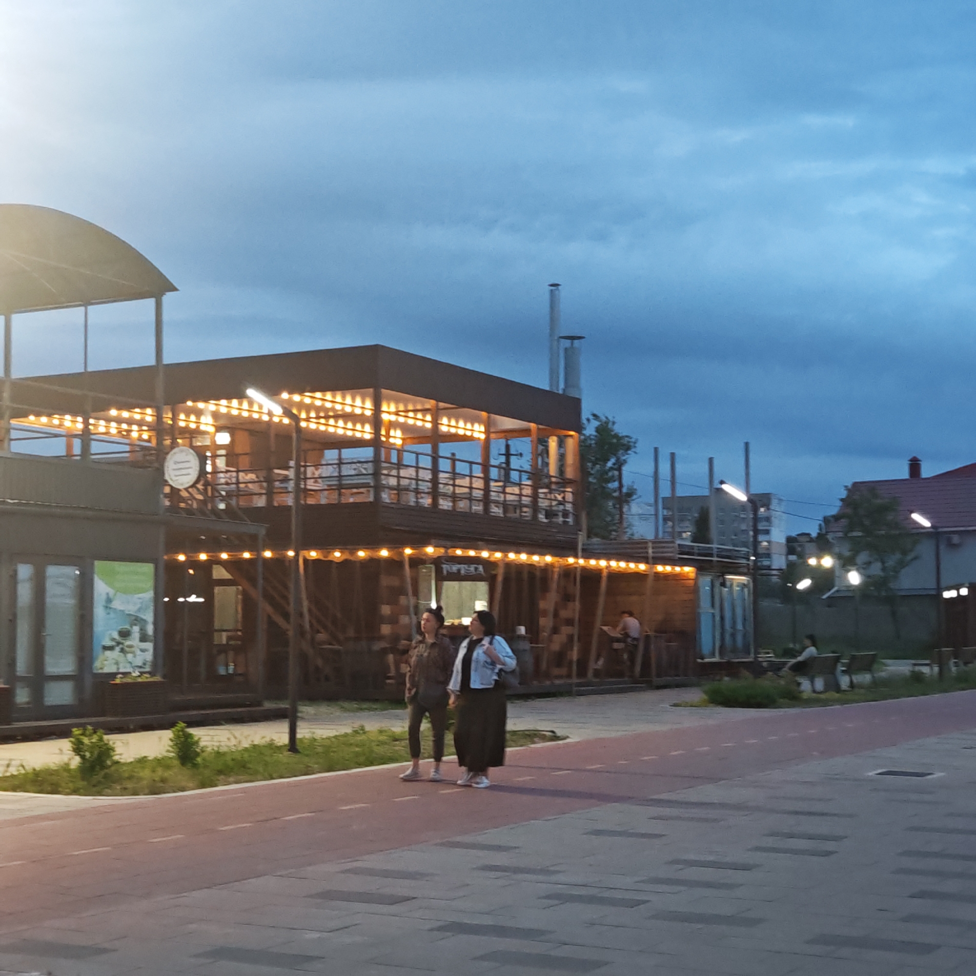 Evening twilight scenes captured across coastal Shchelkino, Ukraine