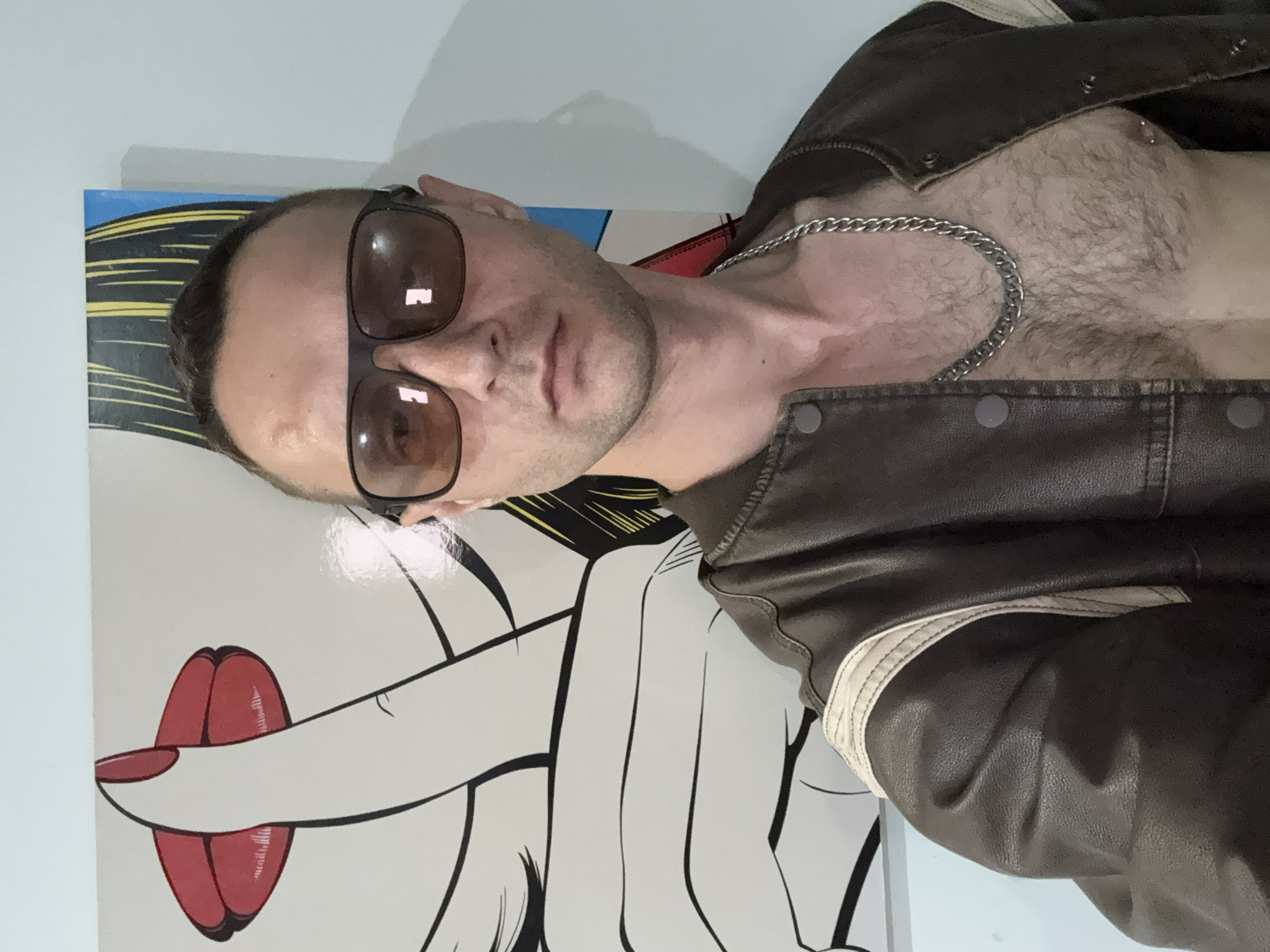 Styled portraits and pop art in a Kaliningrad space