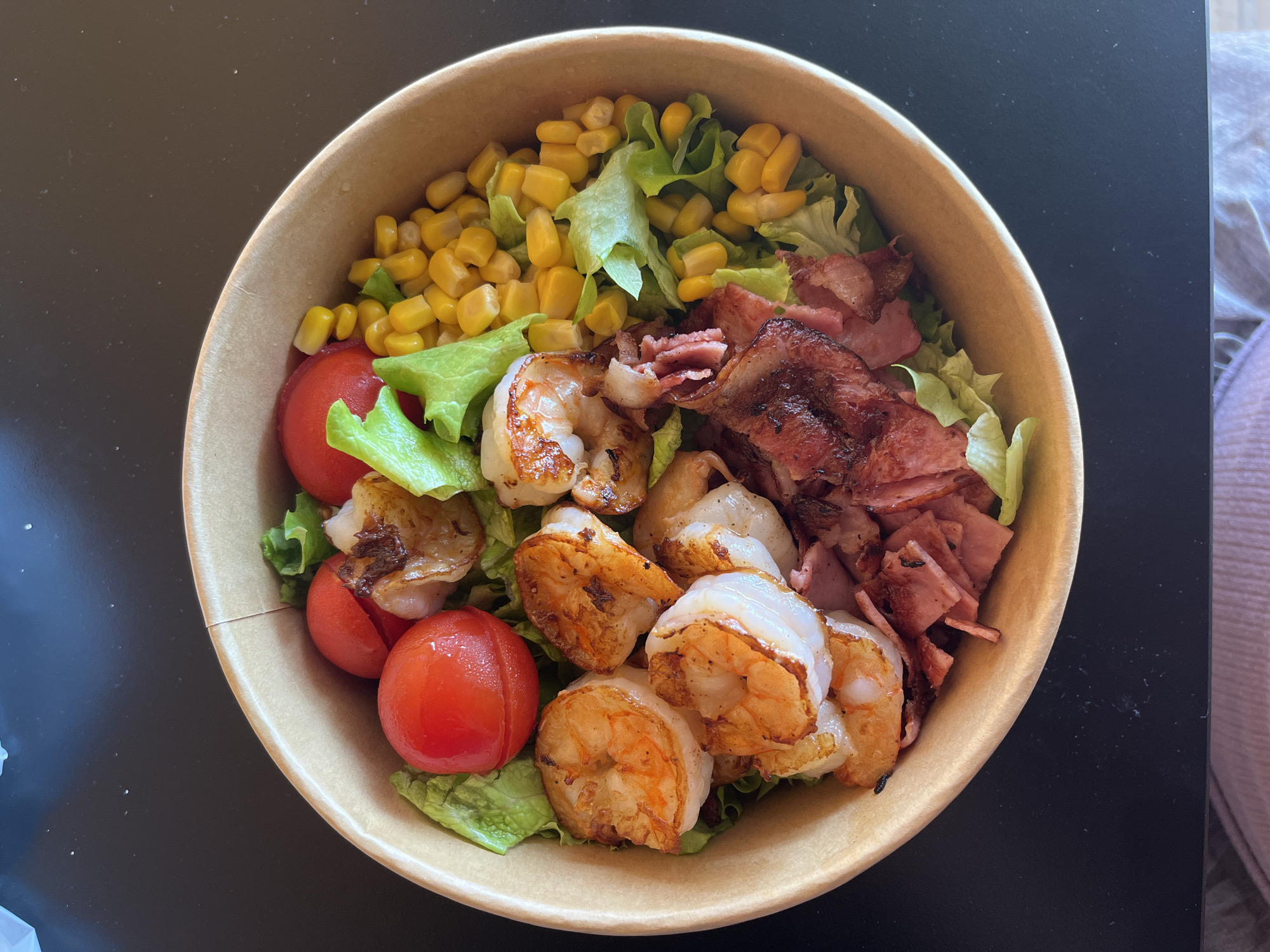 Diner documents lunch at Varna restaurant with shrimp salad