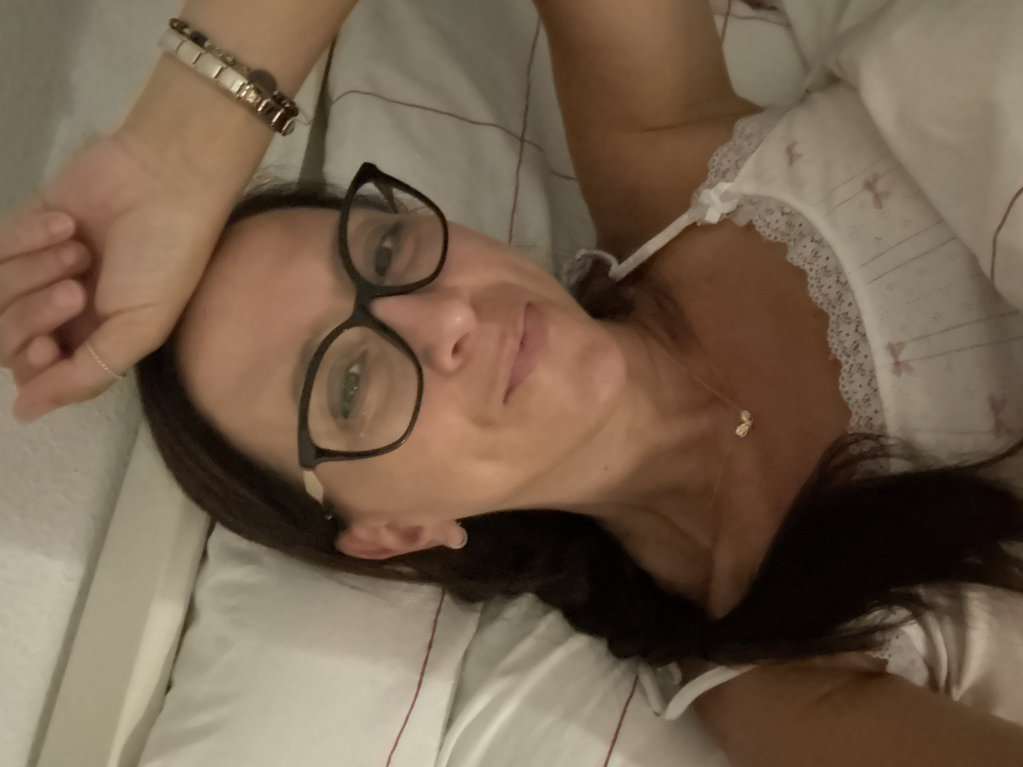 Relaxed bedroom poses in Marum, Netherlands