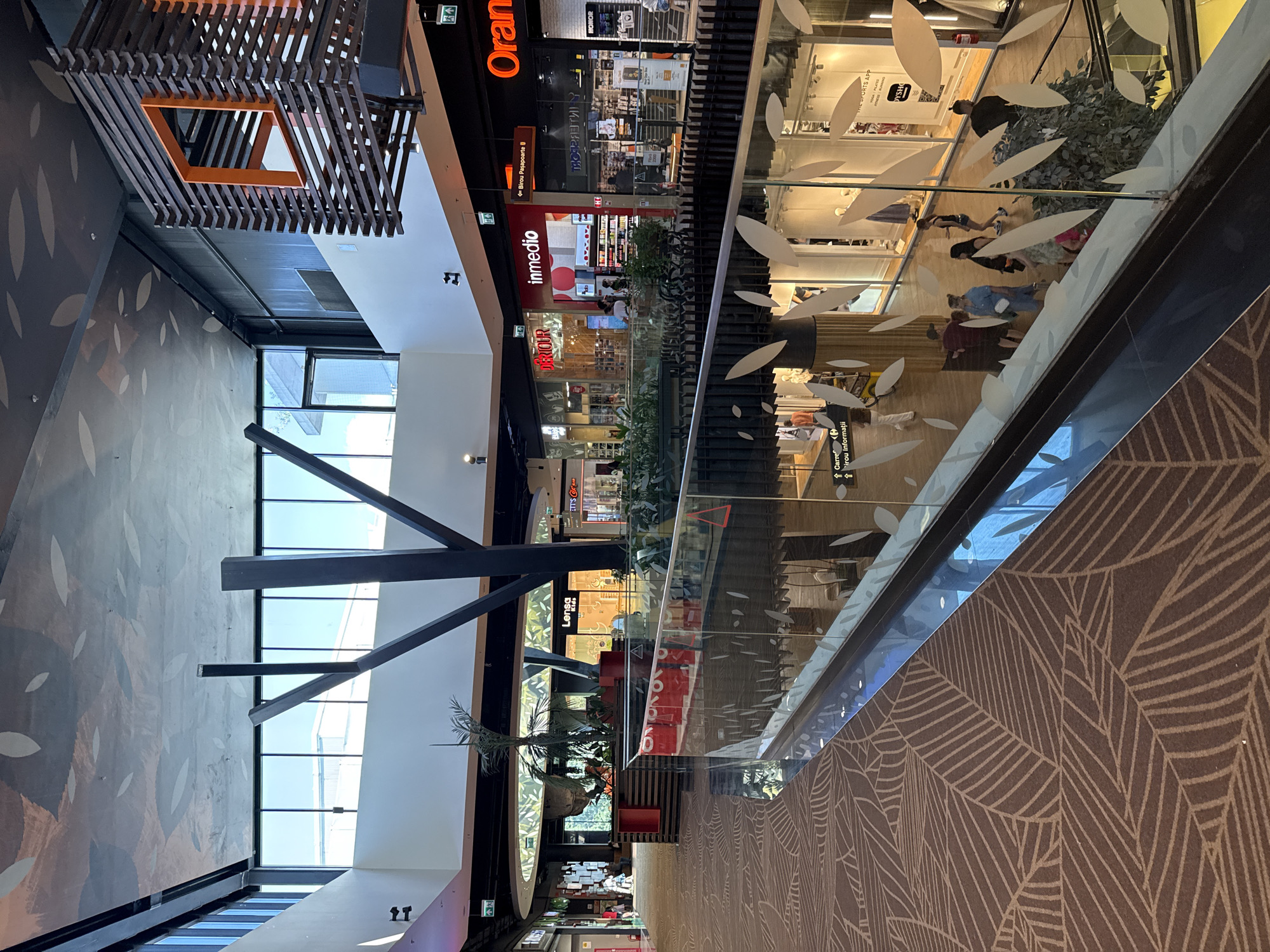 Afternoon around Bucharest's parks and a shopping mall