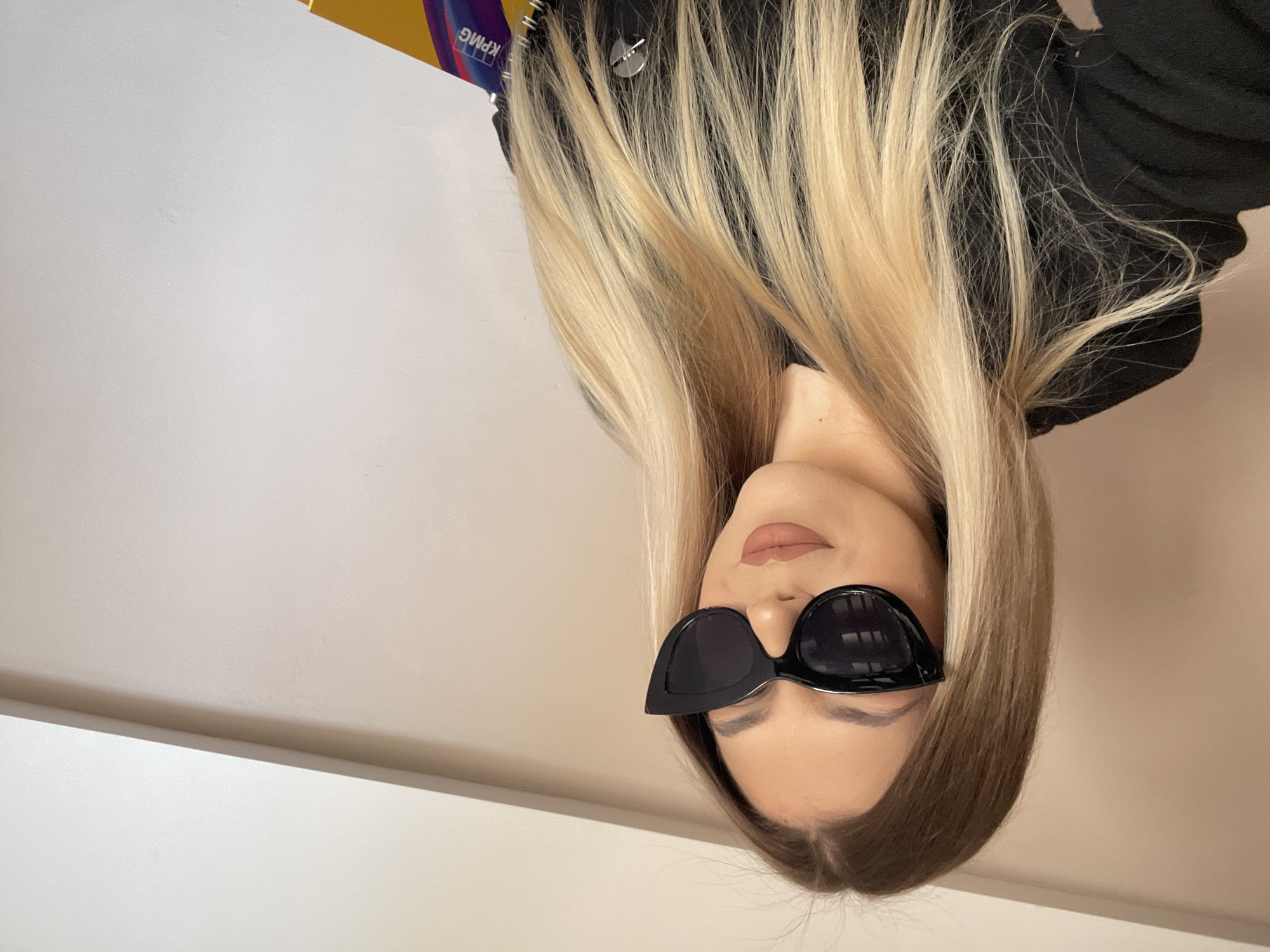 Woman in black sunglasses spotted in Burgas, Bulgaria
